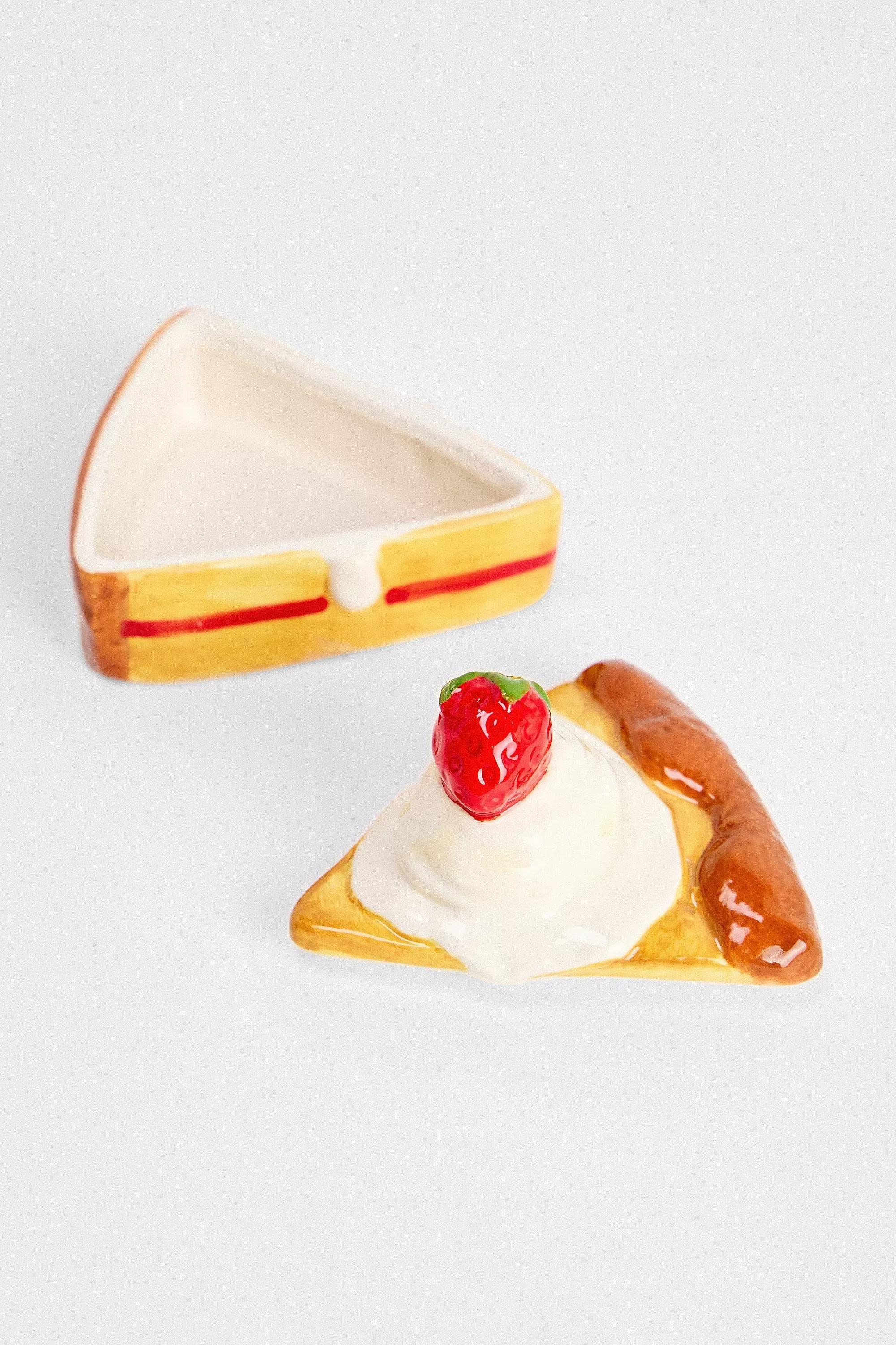 Strawberry Pie Trinket Box, ASSORT, large image number 1