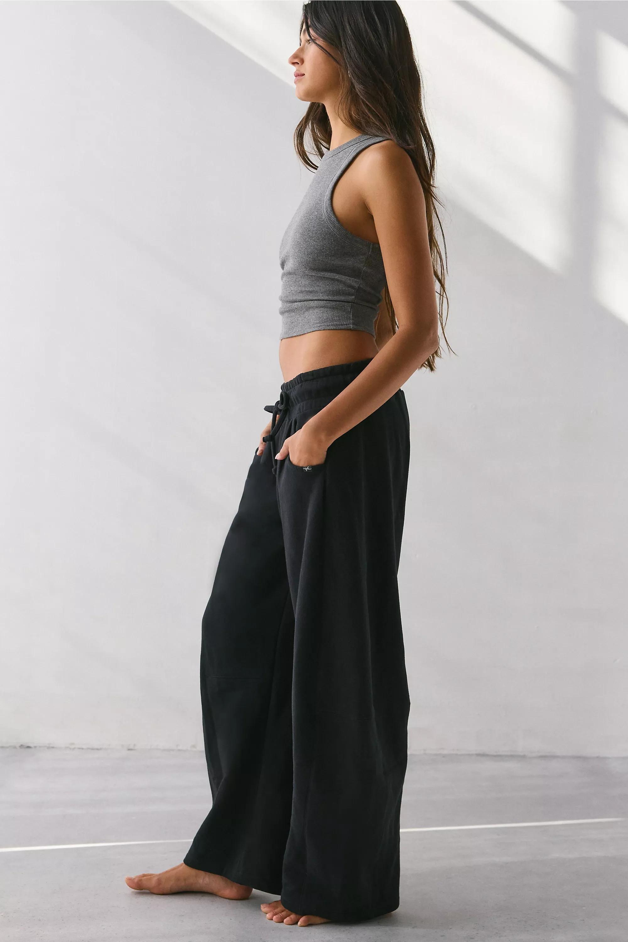 Black Out From Under Essential Barrel Leg Joggers, BLK, large image number 3