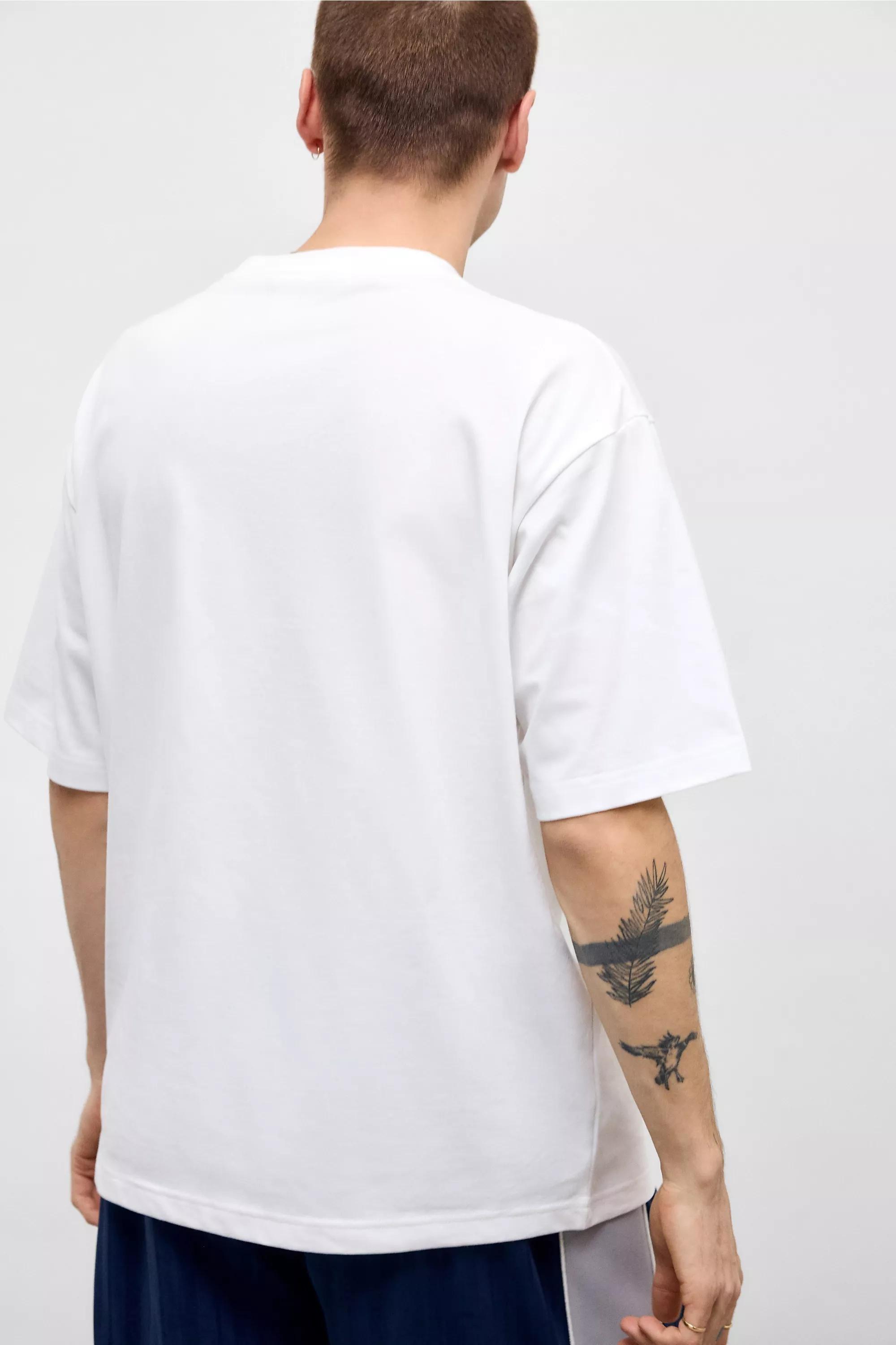 White Champion Uo Exclusive White Number T-Shirt, , large image number 3