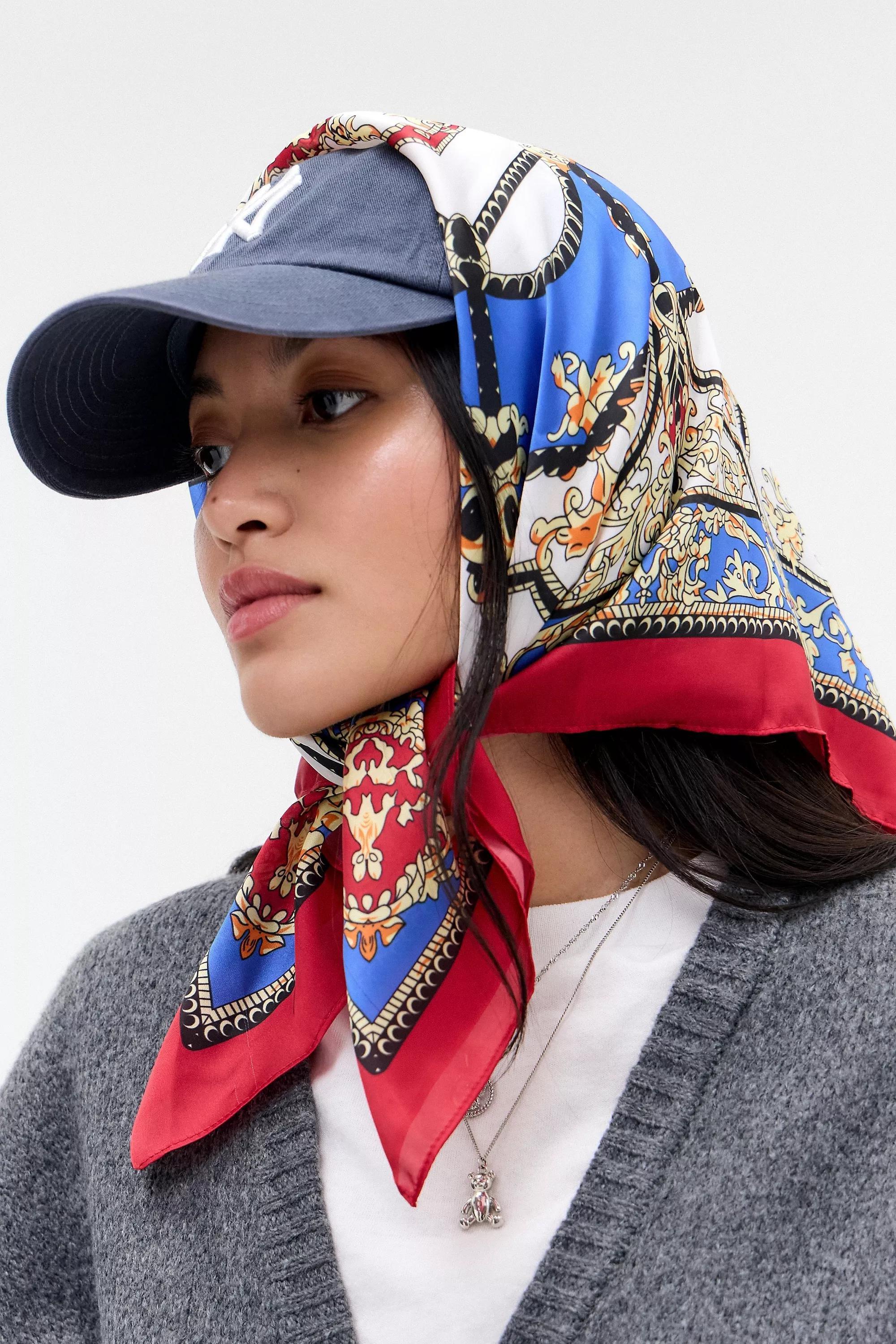 UO Silky Mosaic Print Headscarf, RED, large image number 0