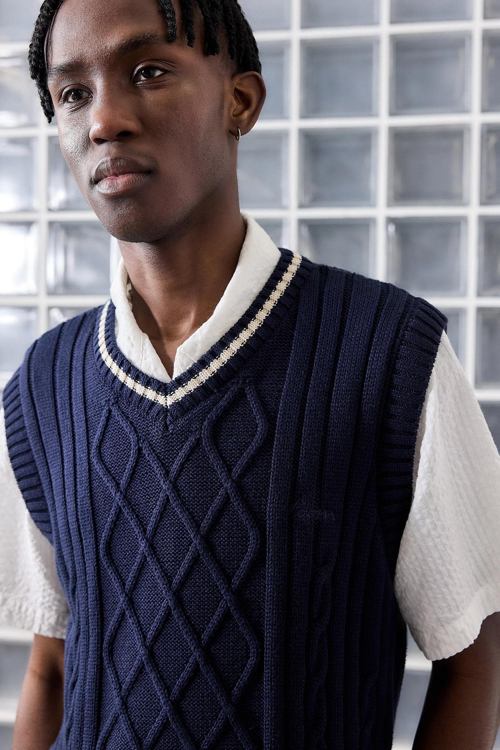 UO Cable Knit Sweater, , large image number 0