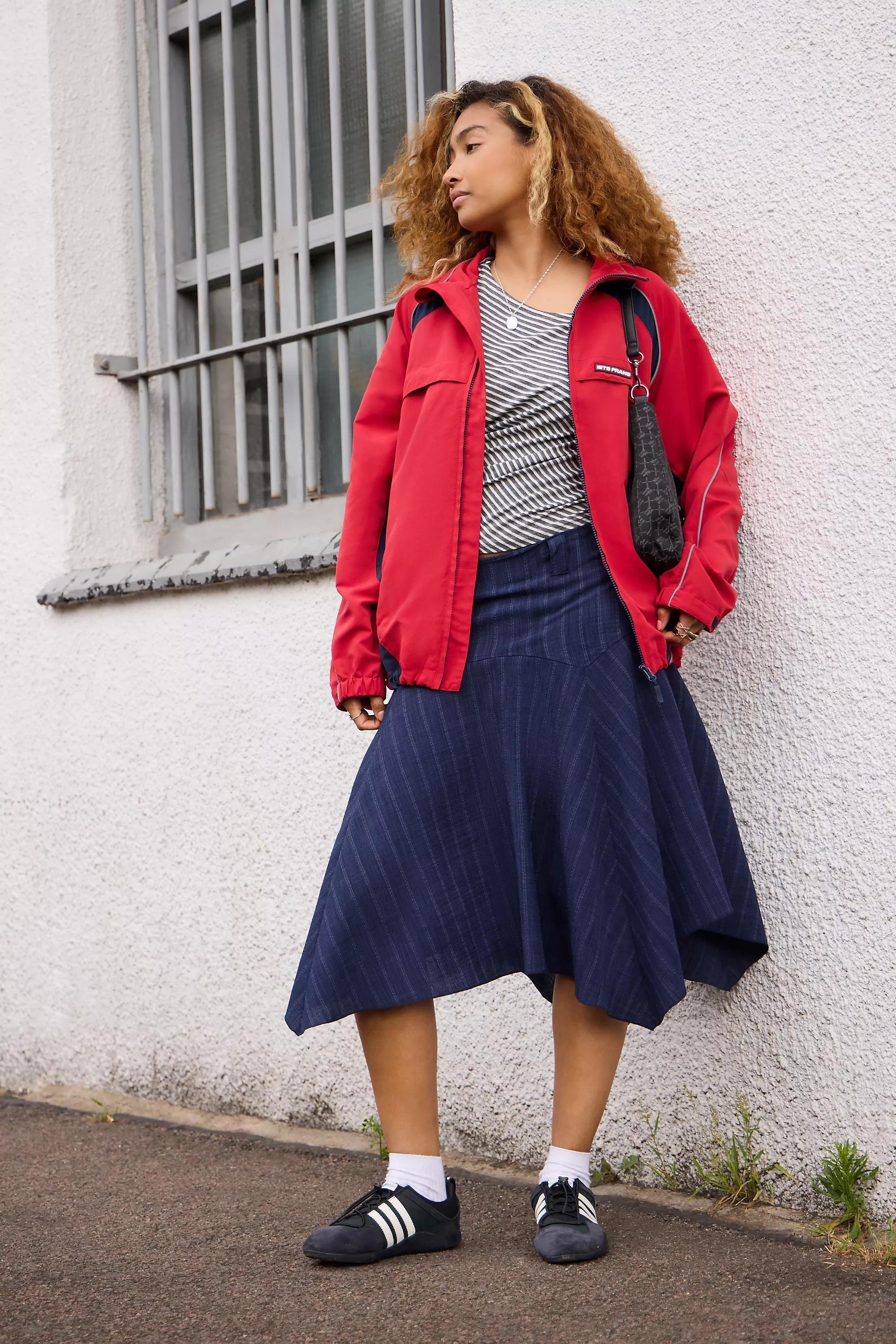 RED iets frans... Tyla Panelled Shell Jacket, RED, large image number 2