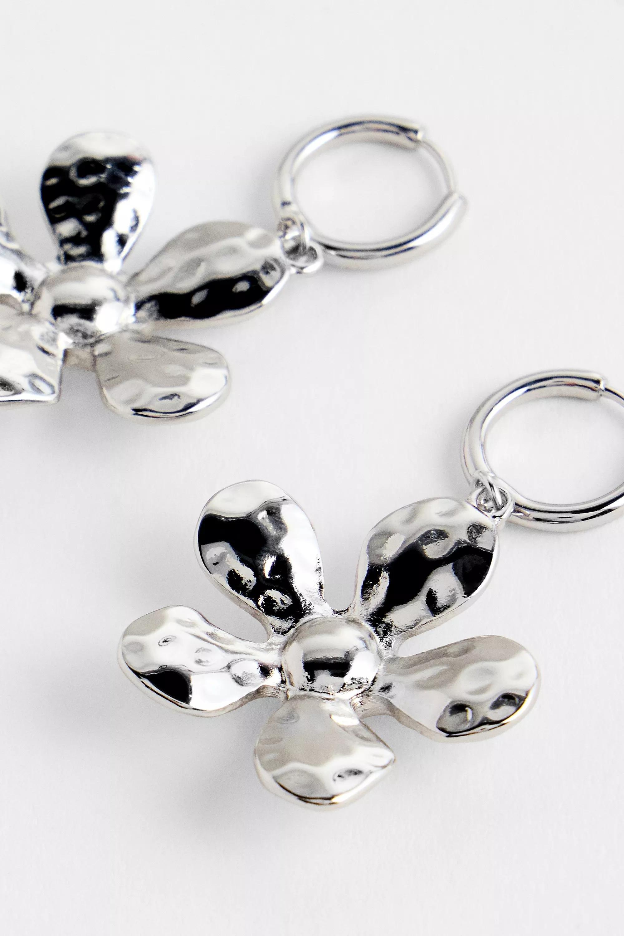 Silver Silence + Noise Hammered Flower Drop Hoop Earrings, SLVR, large image number 2