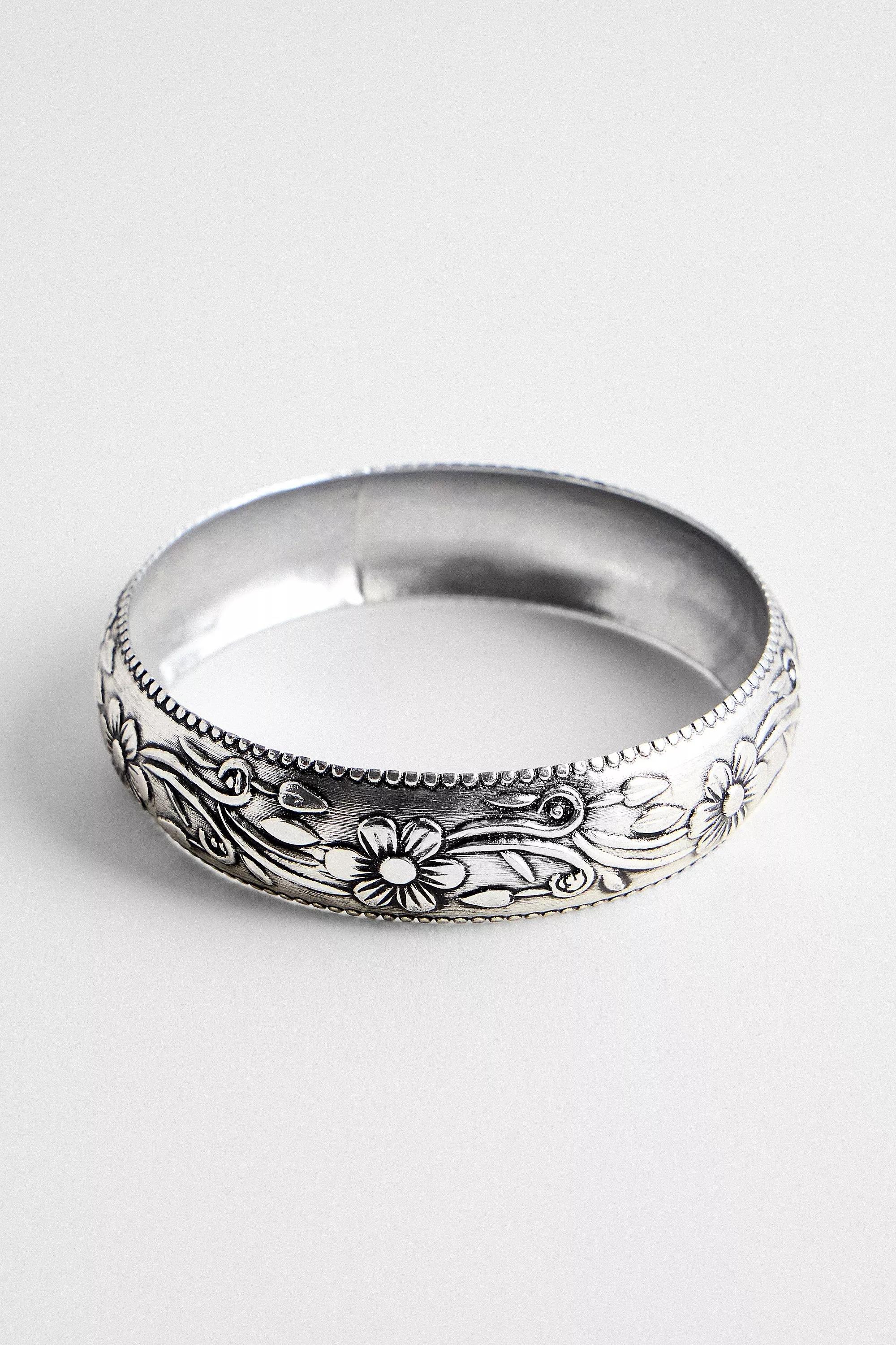 Silver Silence + Noise Floral Etched Bangle, SLVR, large image number 1