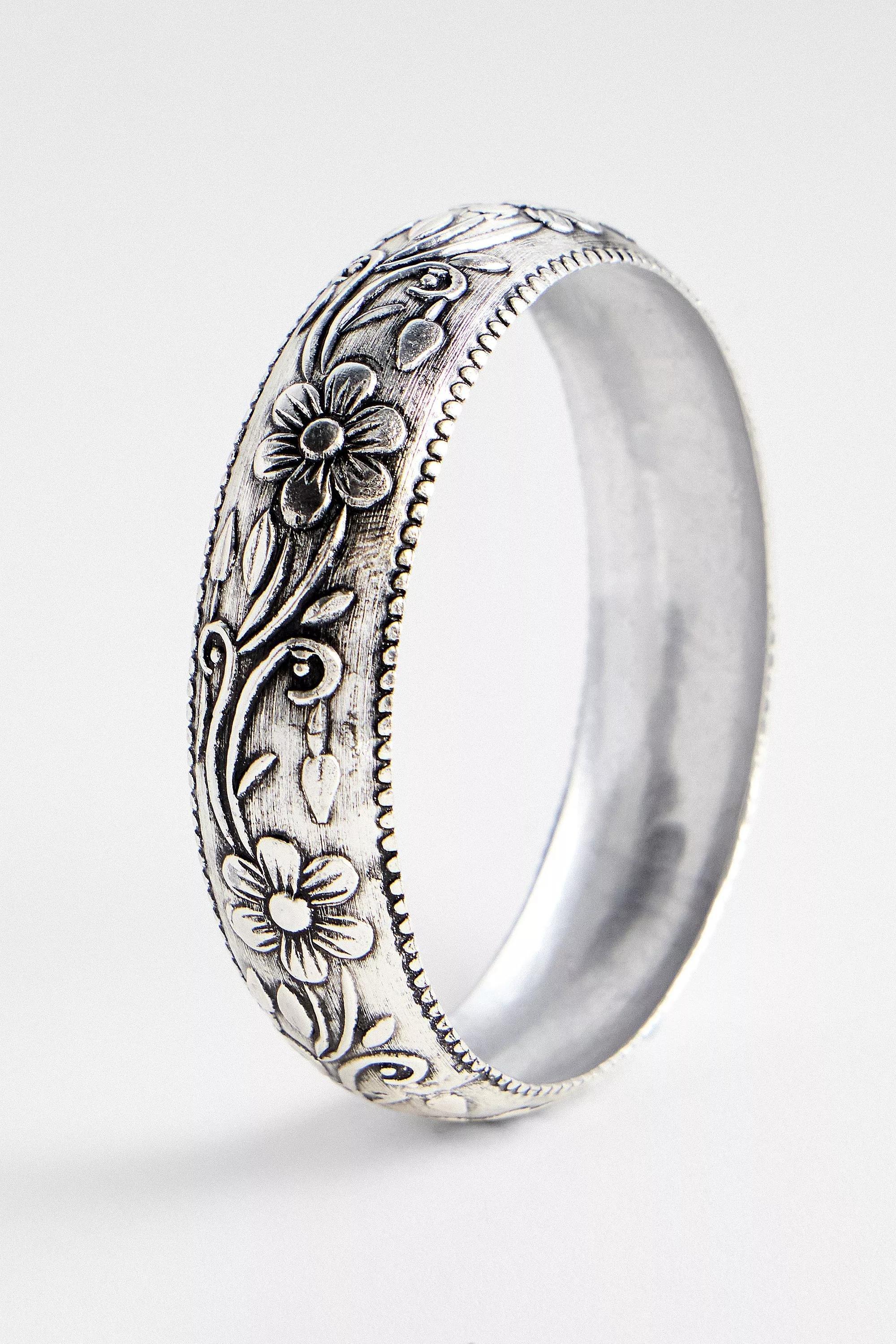Silver Silence + Noise Floral Etched Bangle, SLVR, large image number 2