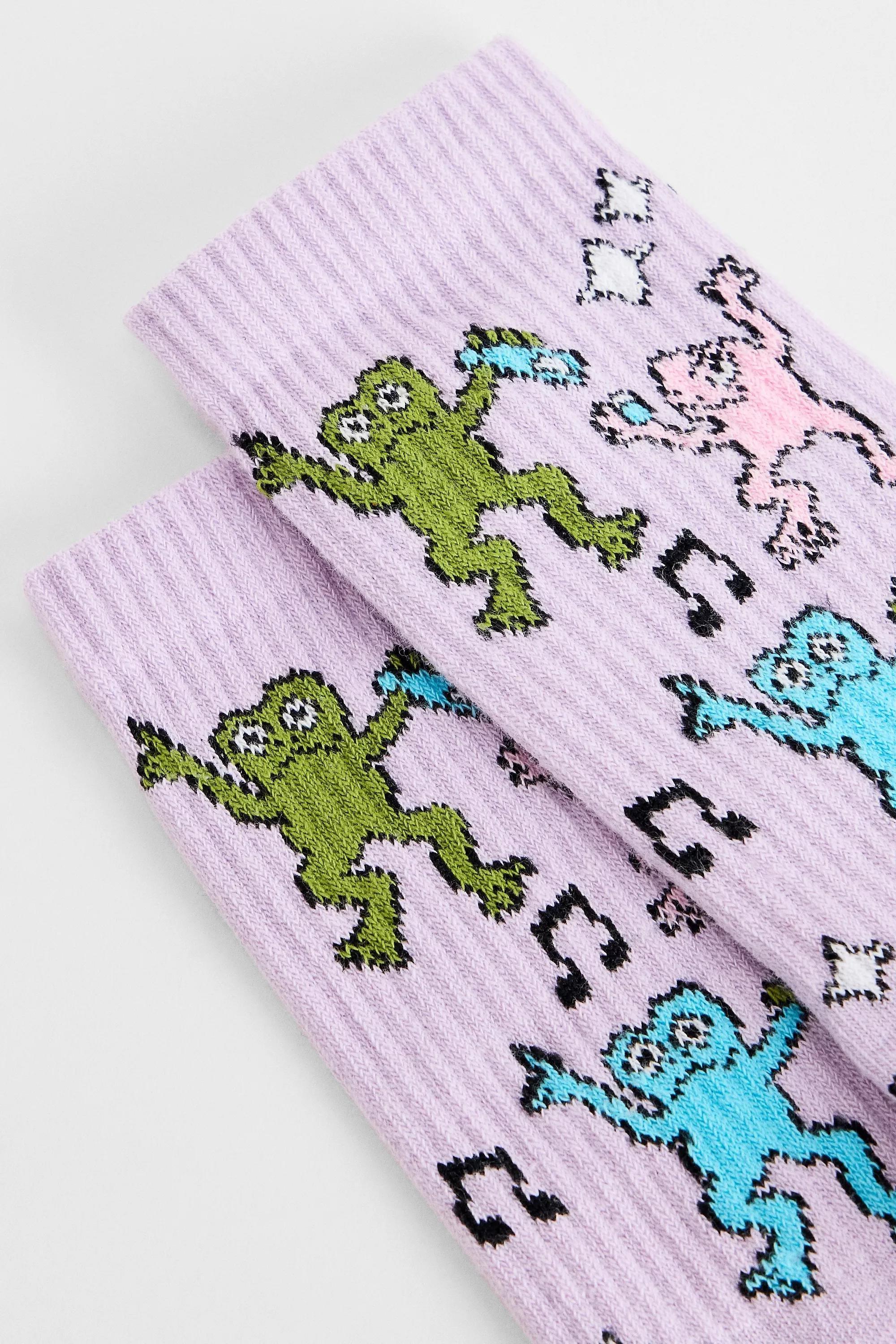 LILAC Out From Under Crazy Dancing Frog Socks, LILAC, large image number 2