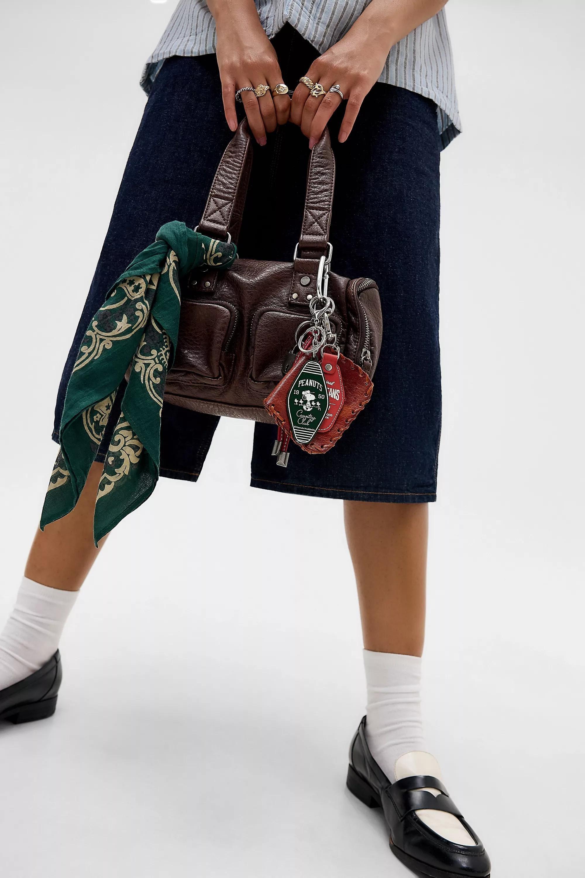 Green Snoopy Motel Keyring, D GREEN, medium