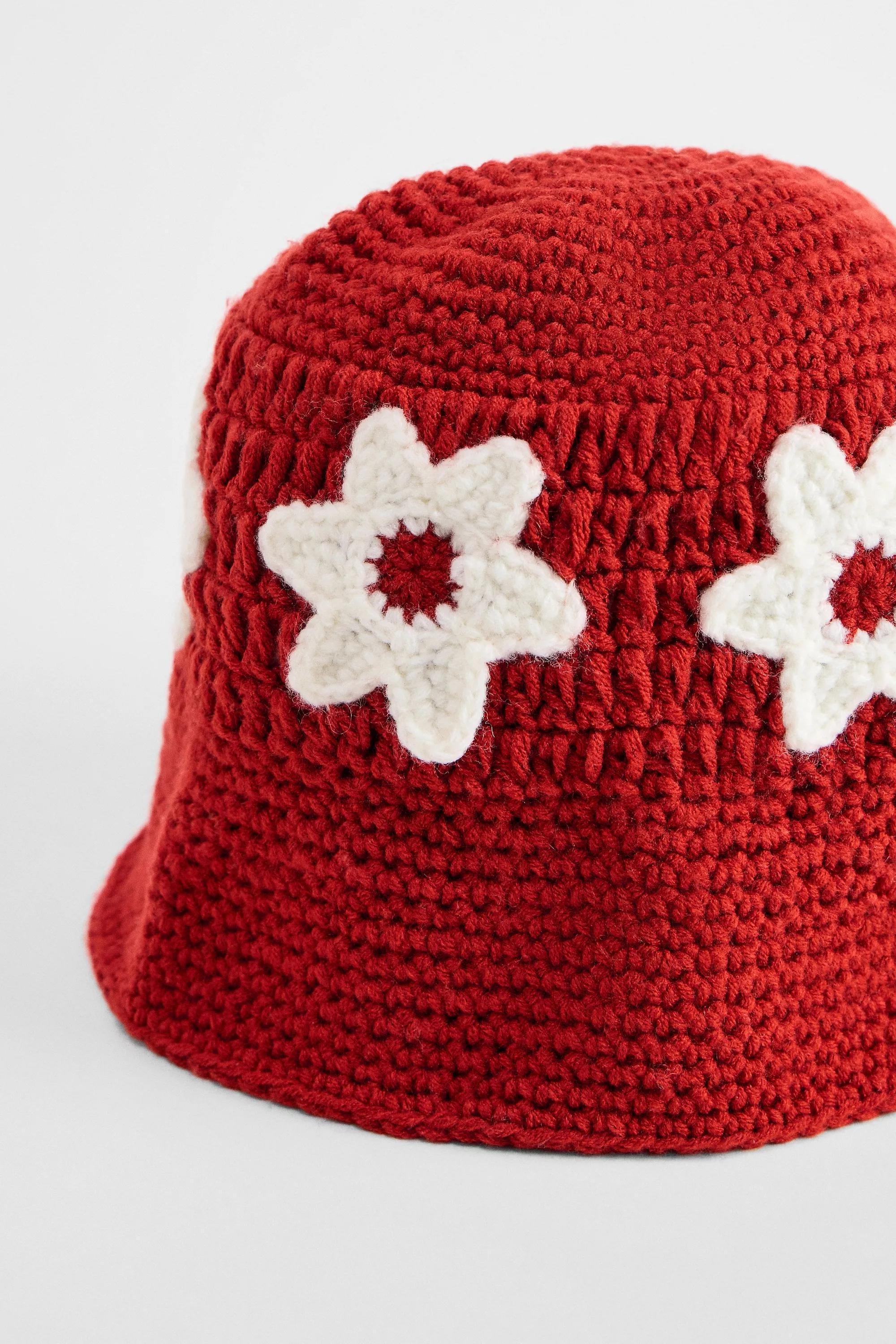 Red UO Flower Knitted Bucket Hat, RED, large image number 2
