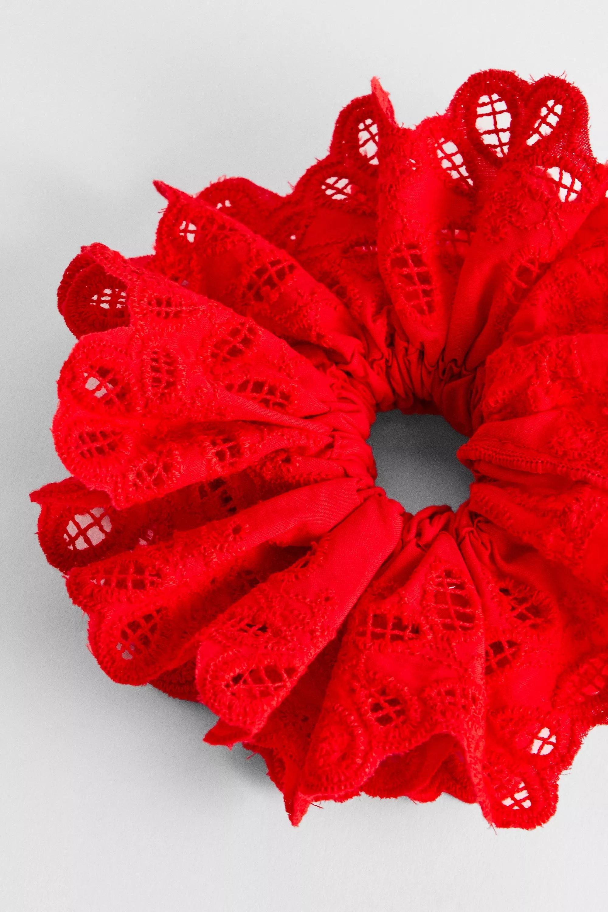 Red Uo Delicate Lace Scrunchie, RED, large image number 2