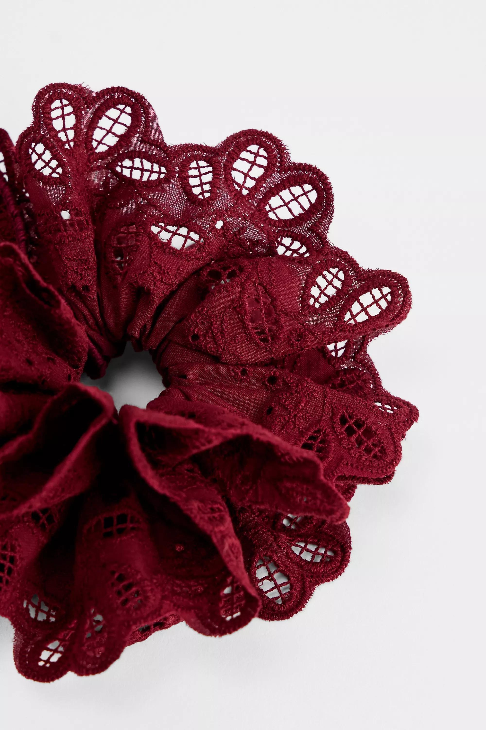 UO Delicate Lace Scrunchie, A301_0259, large image number 1