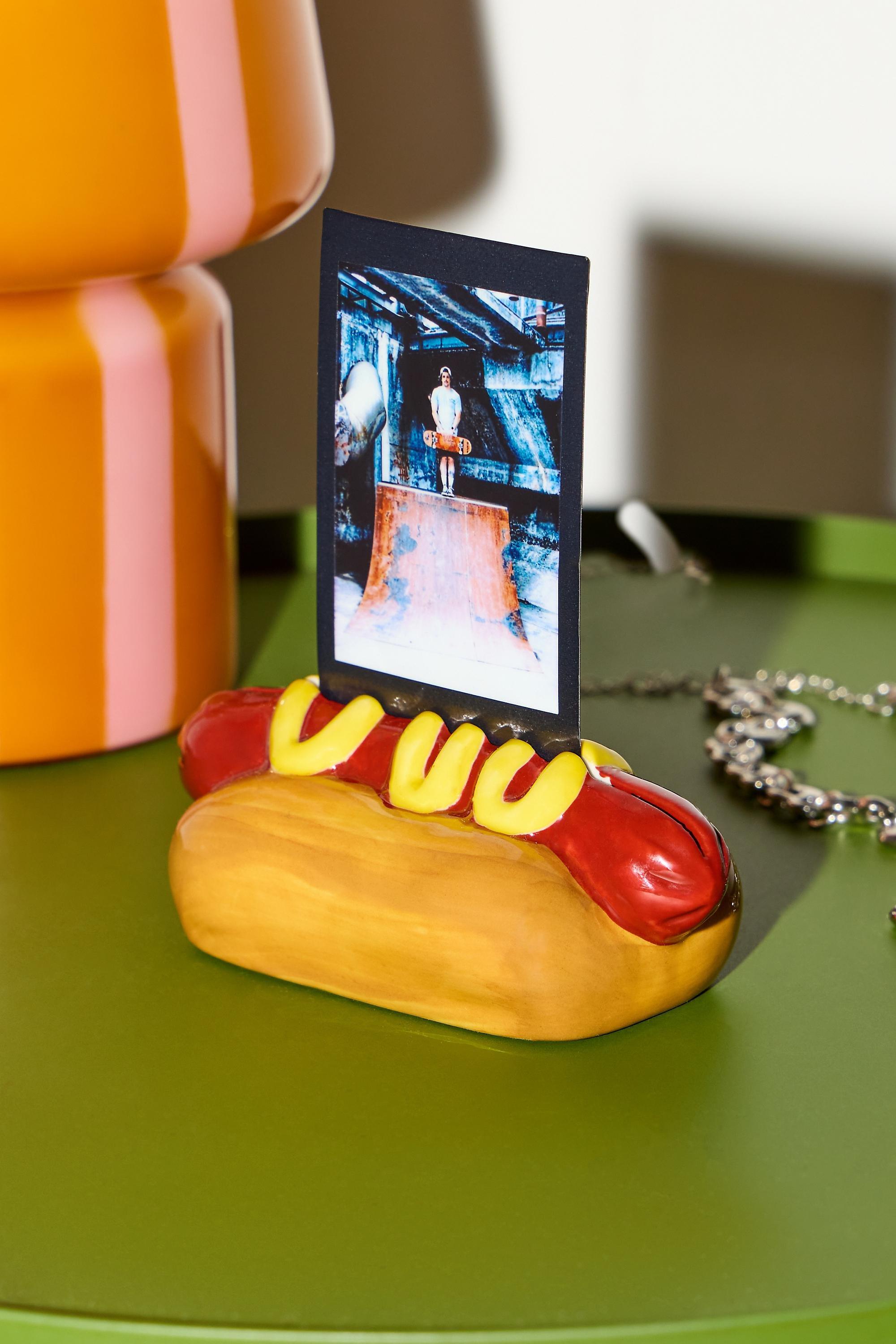 BROWN Hot Dog Ceramic Photo Holder, BRN, medium