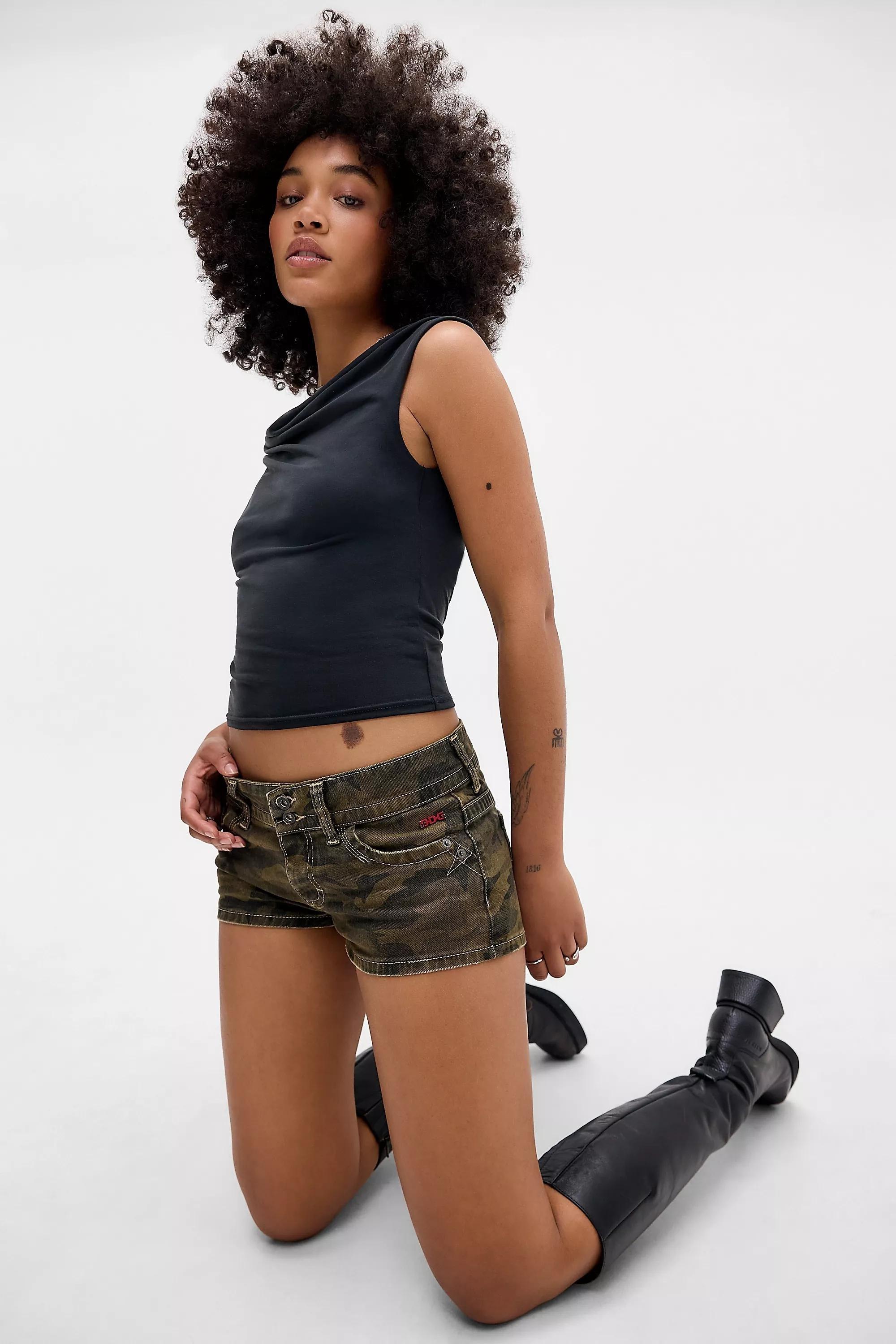 BDG Piper Camo Shorts, , large image number 0