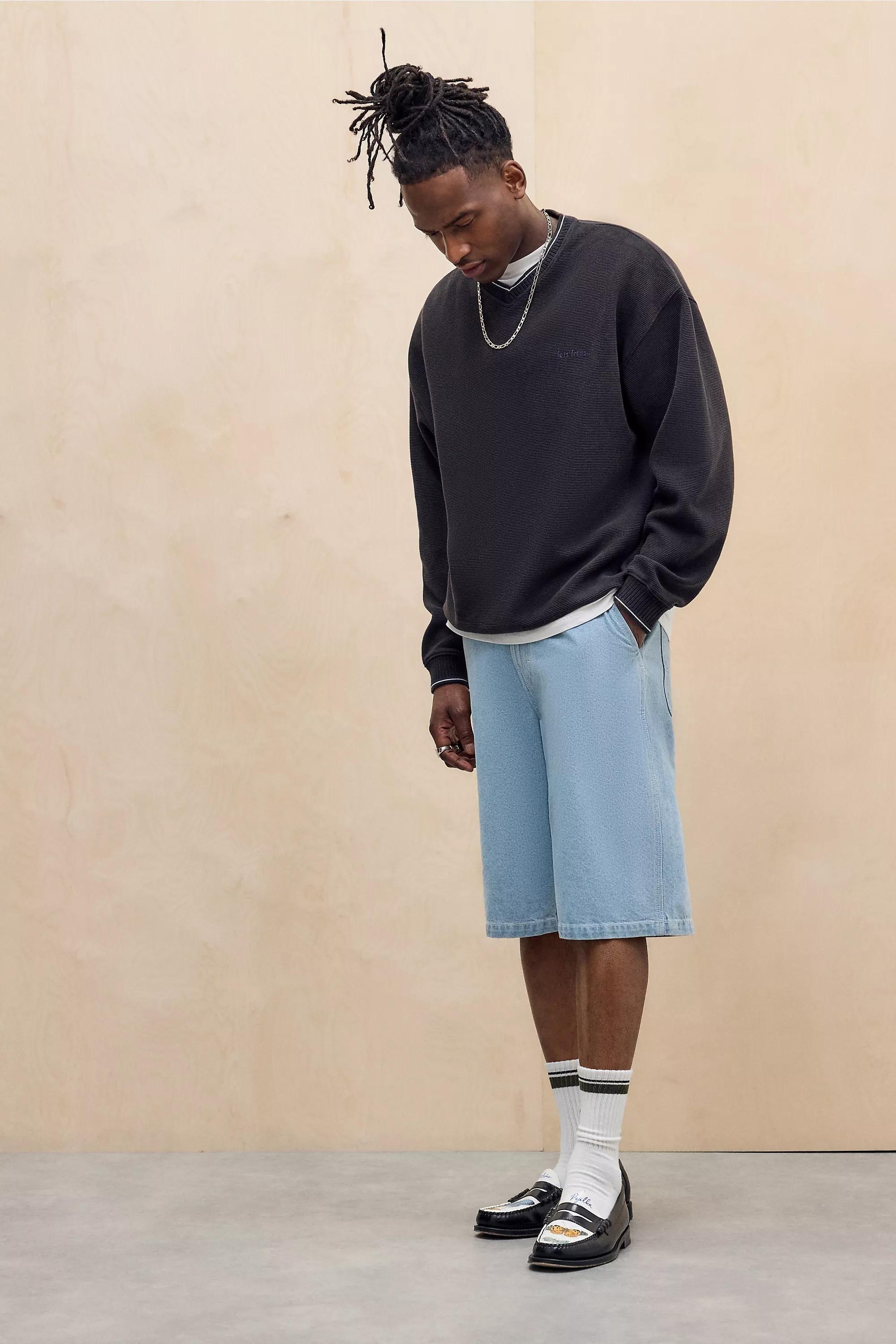 Black Iets Frans Ribbed V-Neck Sweatshirt, BLK, medium