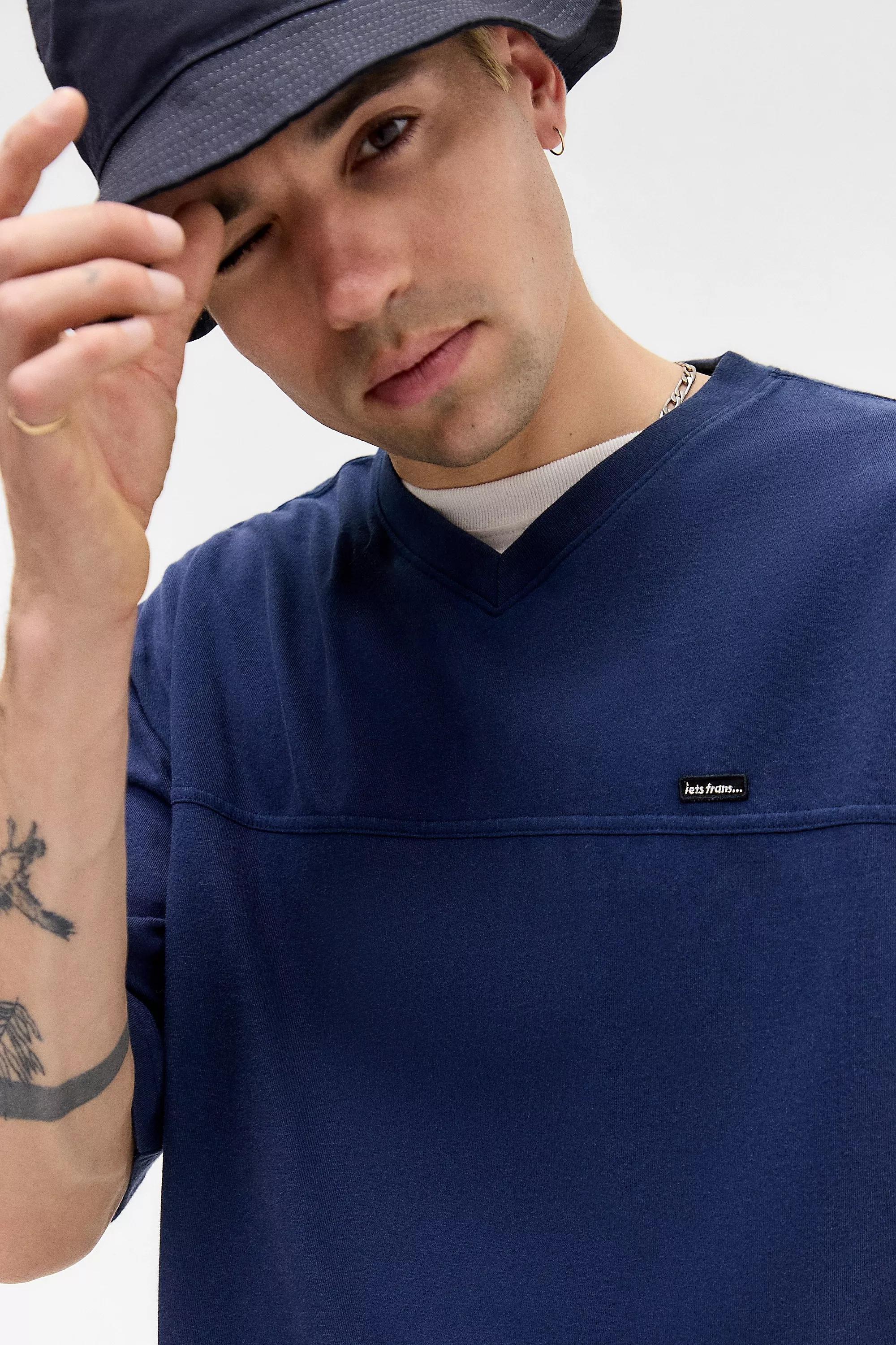 Navy Uo iets frans... V-Neck T-Shirt, NAVY, medium