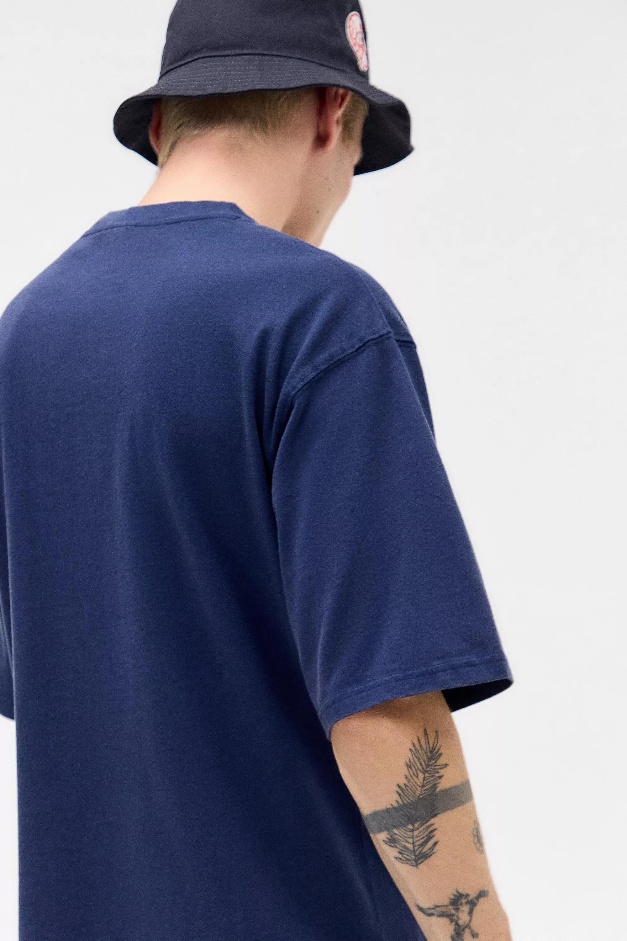 Navy Iets Frans... V-Neck T-Shirt, , large image number 3
