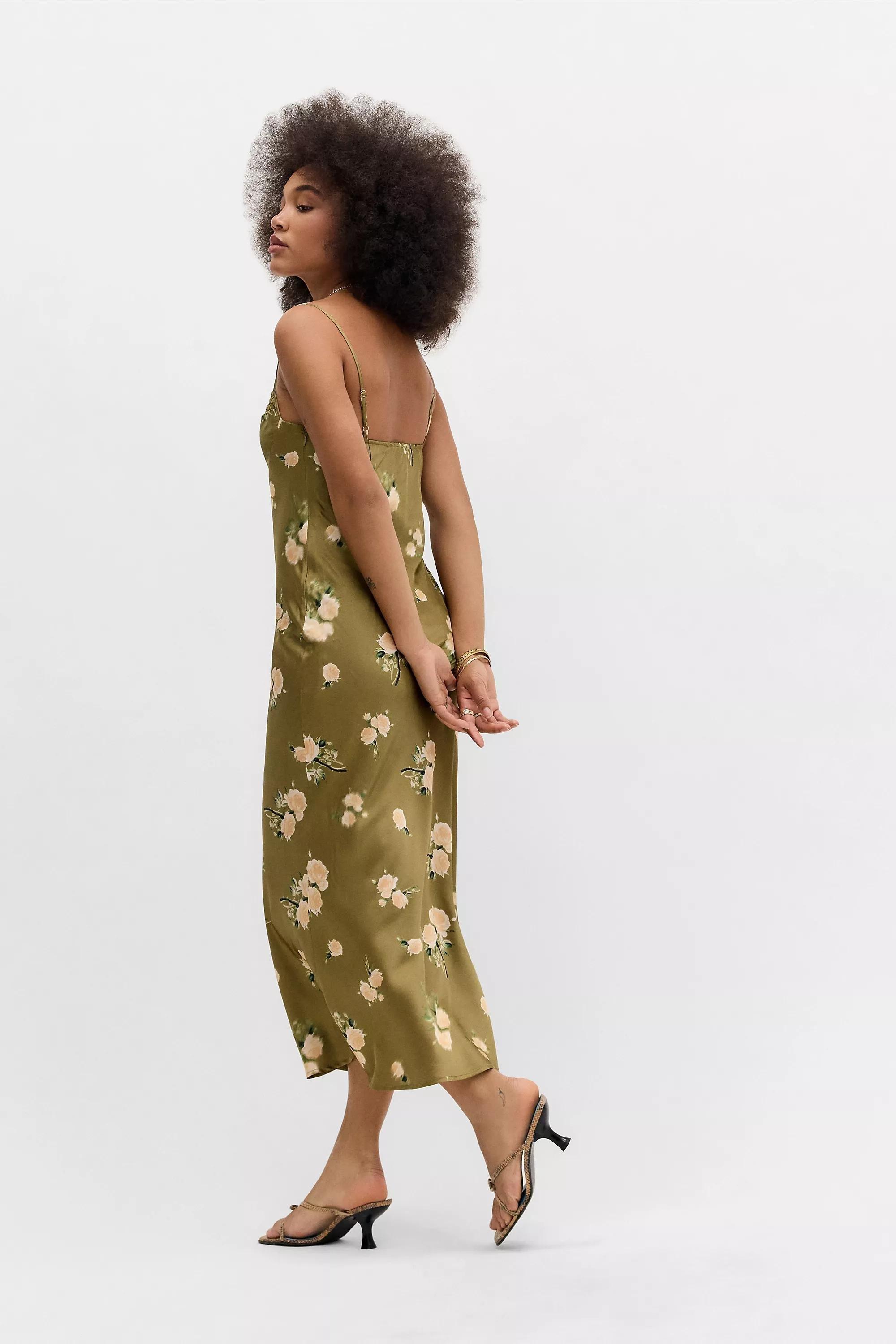 Khaki Love Triangle Khaki Belle Satin Maxi Dress, , large image number 3