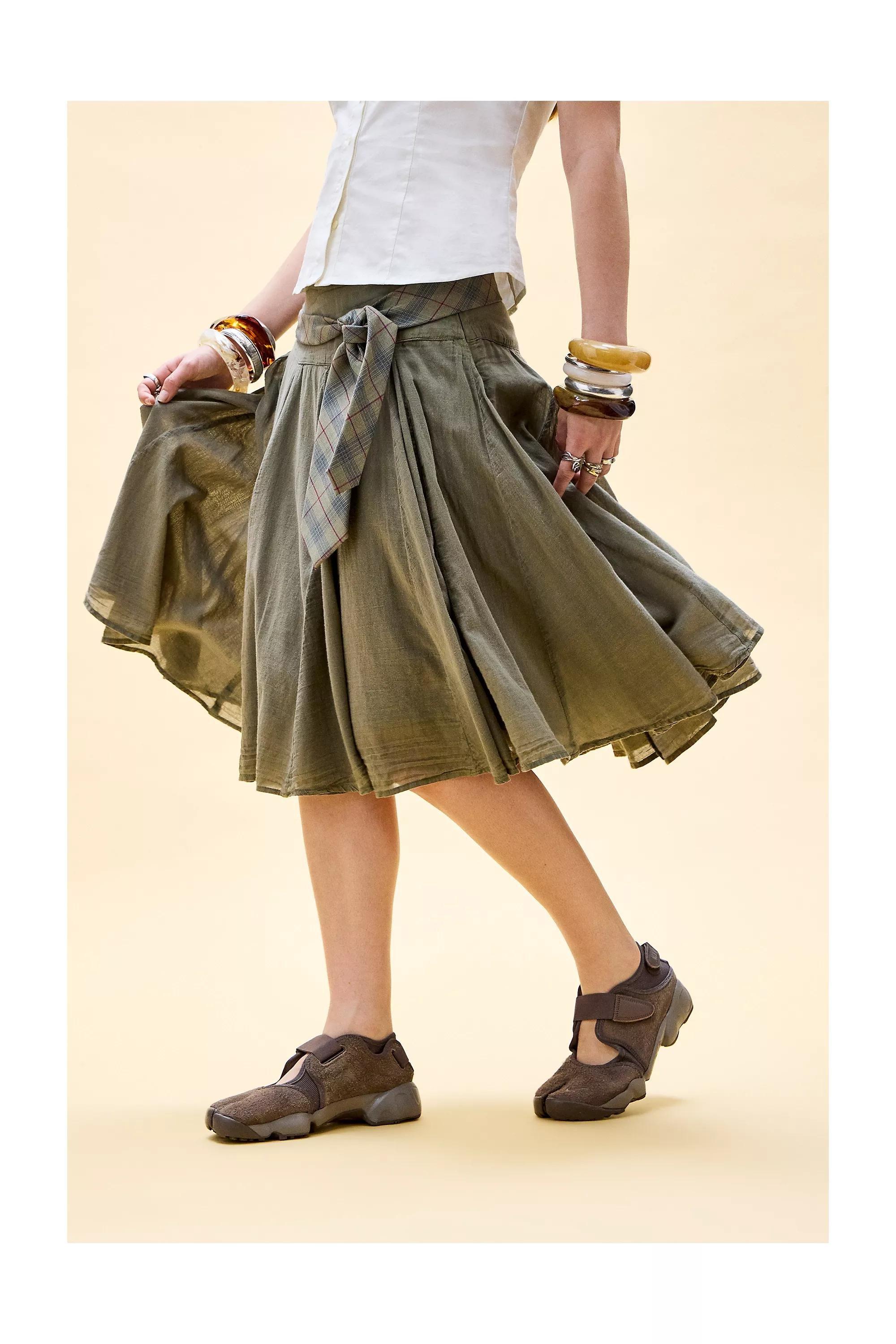KHAKI UO Olga Godet Voile Midi Skirt, KHAKI, medium