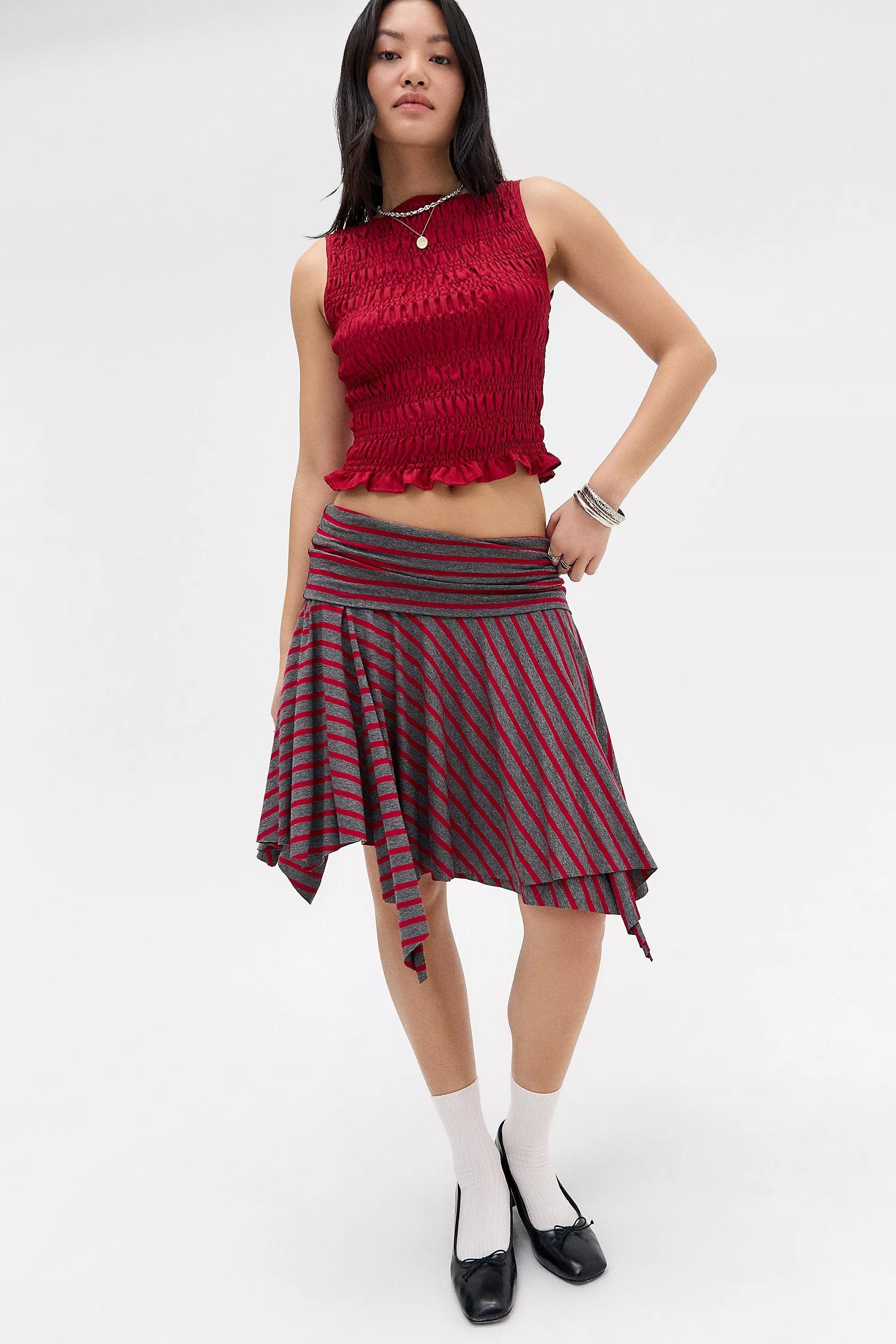 Red Daisy Street Uo Shirred Sleeveless Top, RED, large image number 1