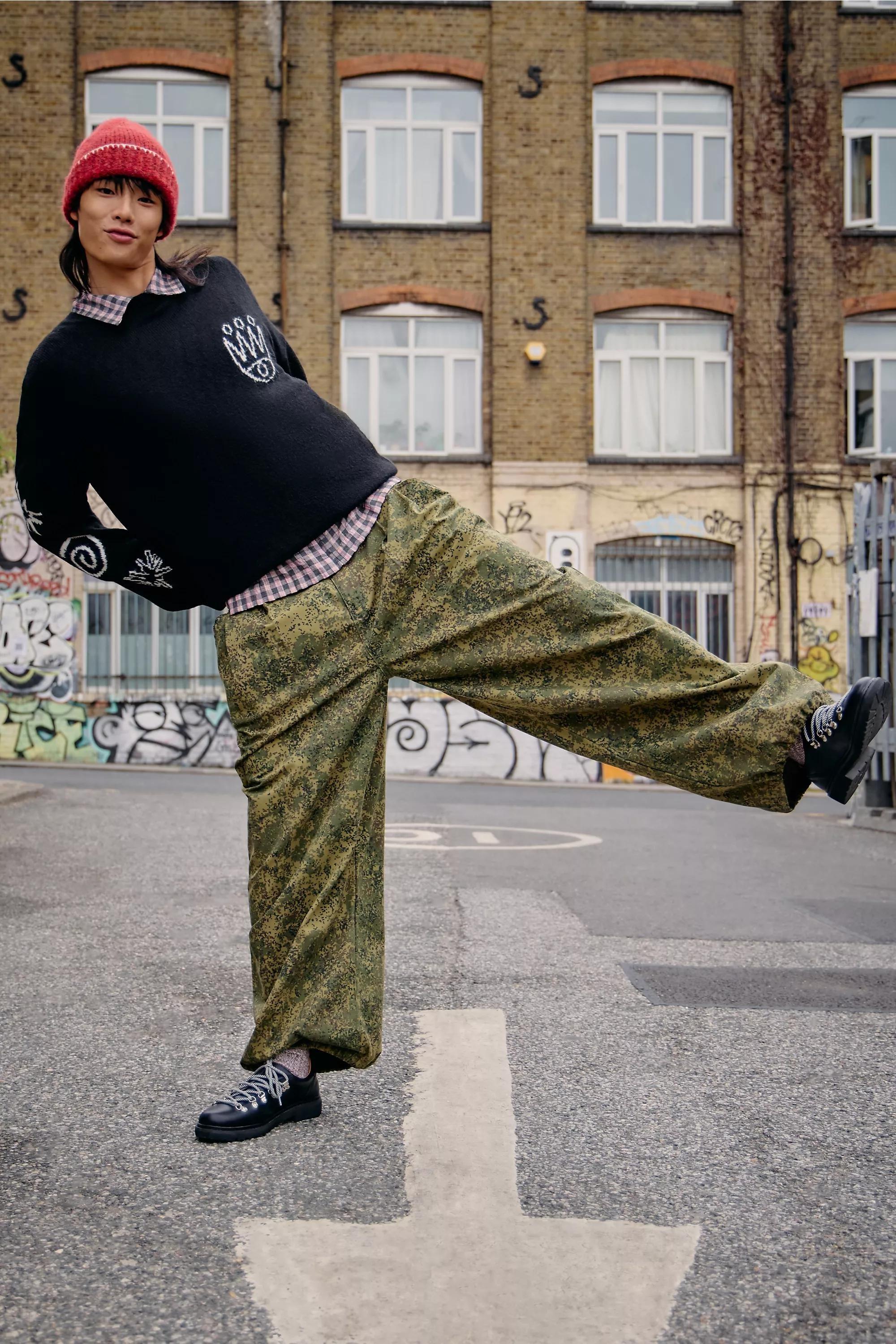 Ayker Camo Baggy Trousers, GRN, large image number 1