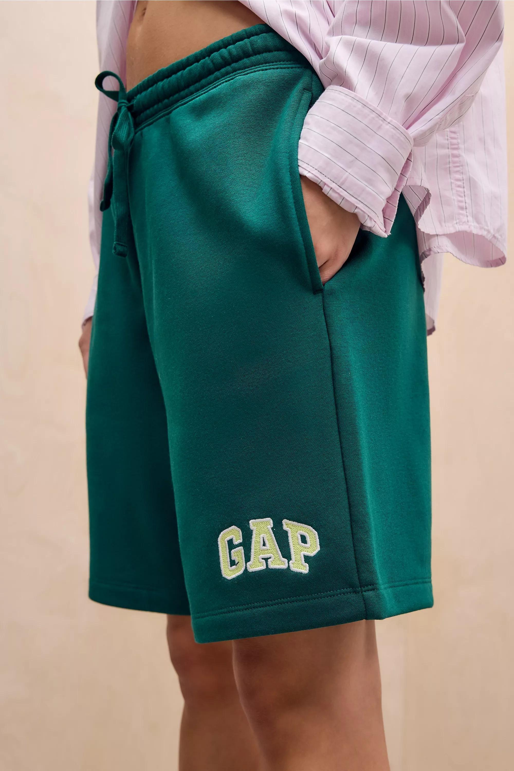 Green Gap Heritage Logo Shorts, , large image number 0