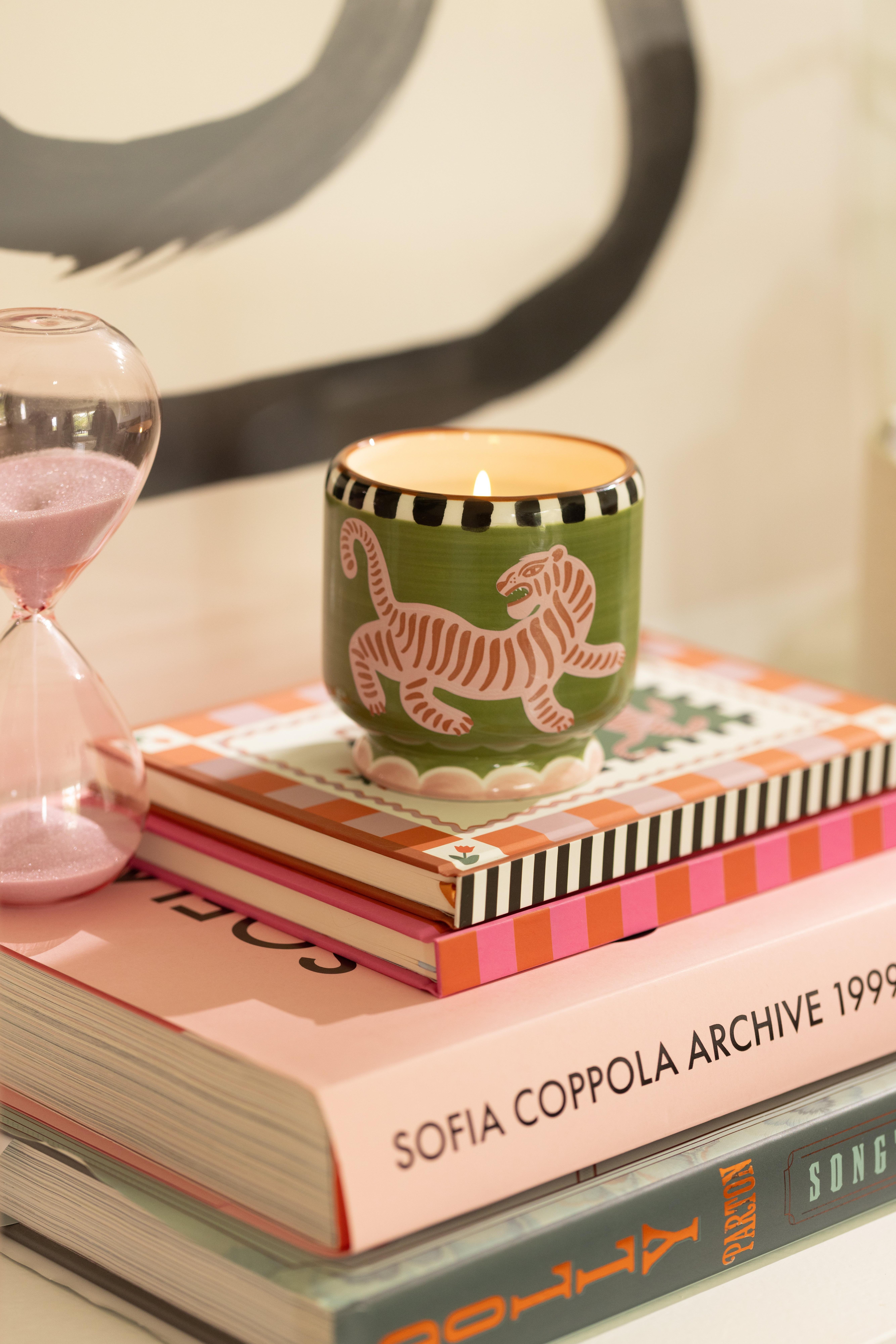 Adopo 8 oz./226g Tiger Ceramic Candle - Black Cedar & Fig Boxed ,Multicolour, A322_06EU, medium