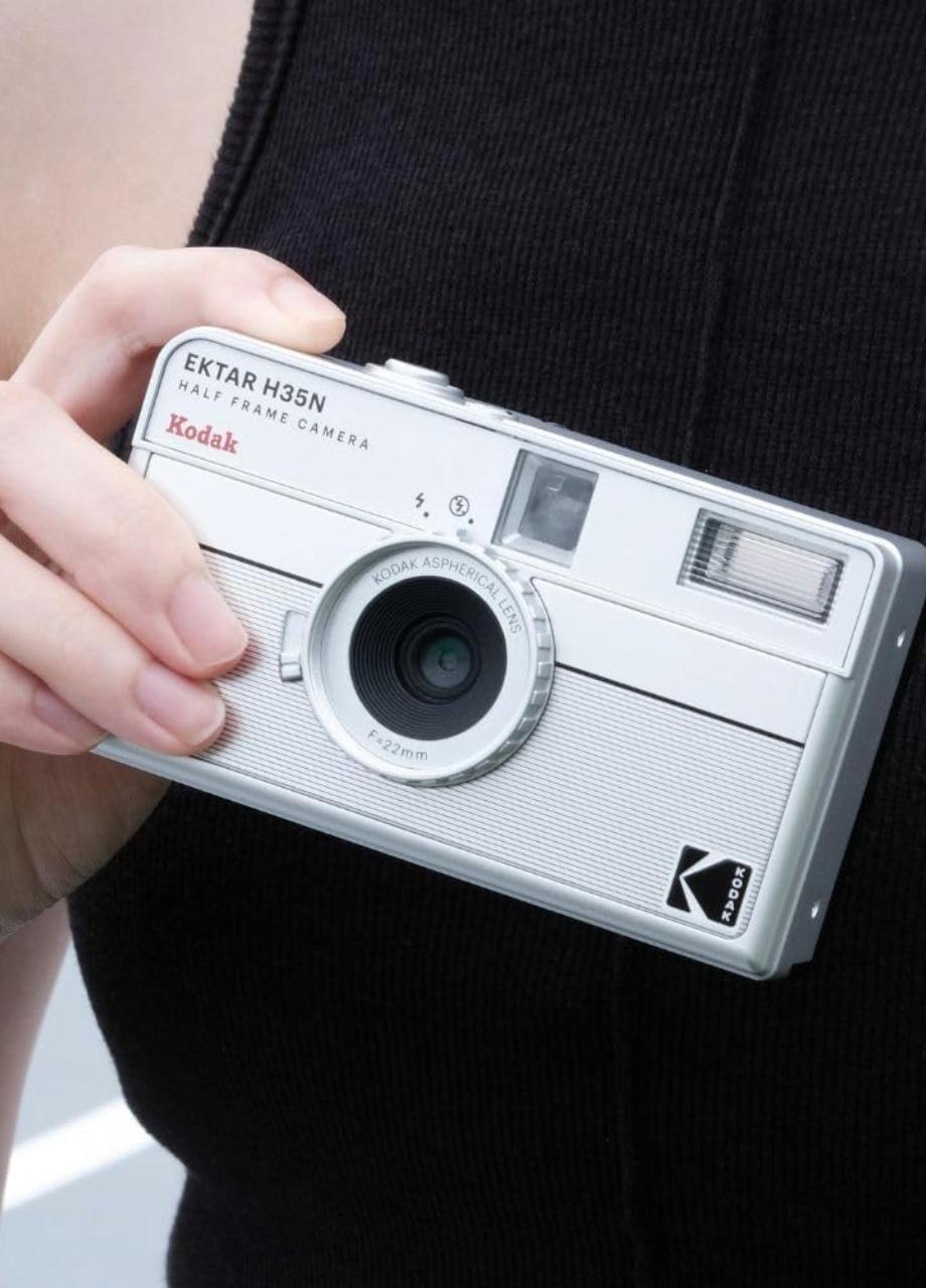 Kodak Ektar H35N Half Frame Film Camera, Silver, A309_000, large image number 3