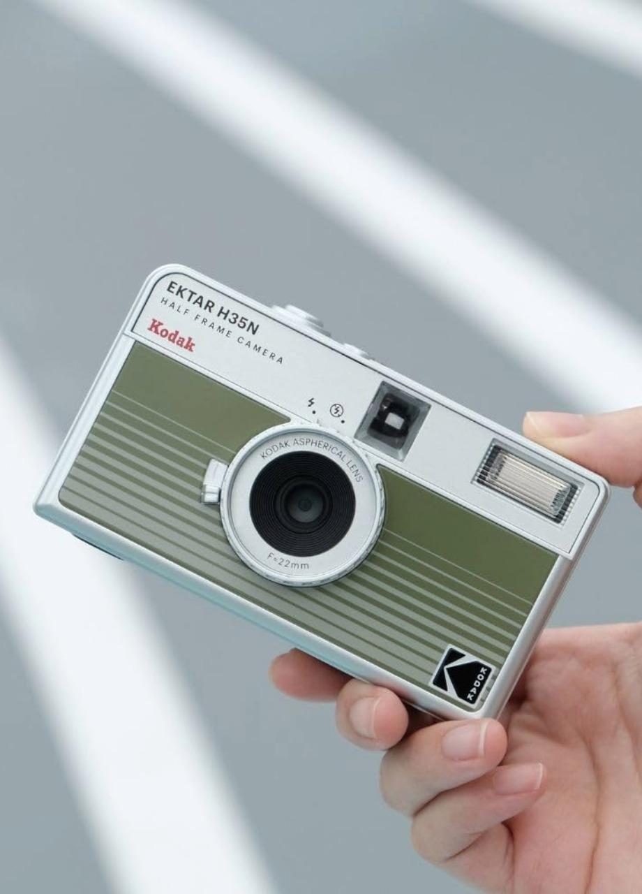 Kodak Ektar H35N Half Frame Film Camera, Green, A309_000, large image number 4