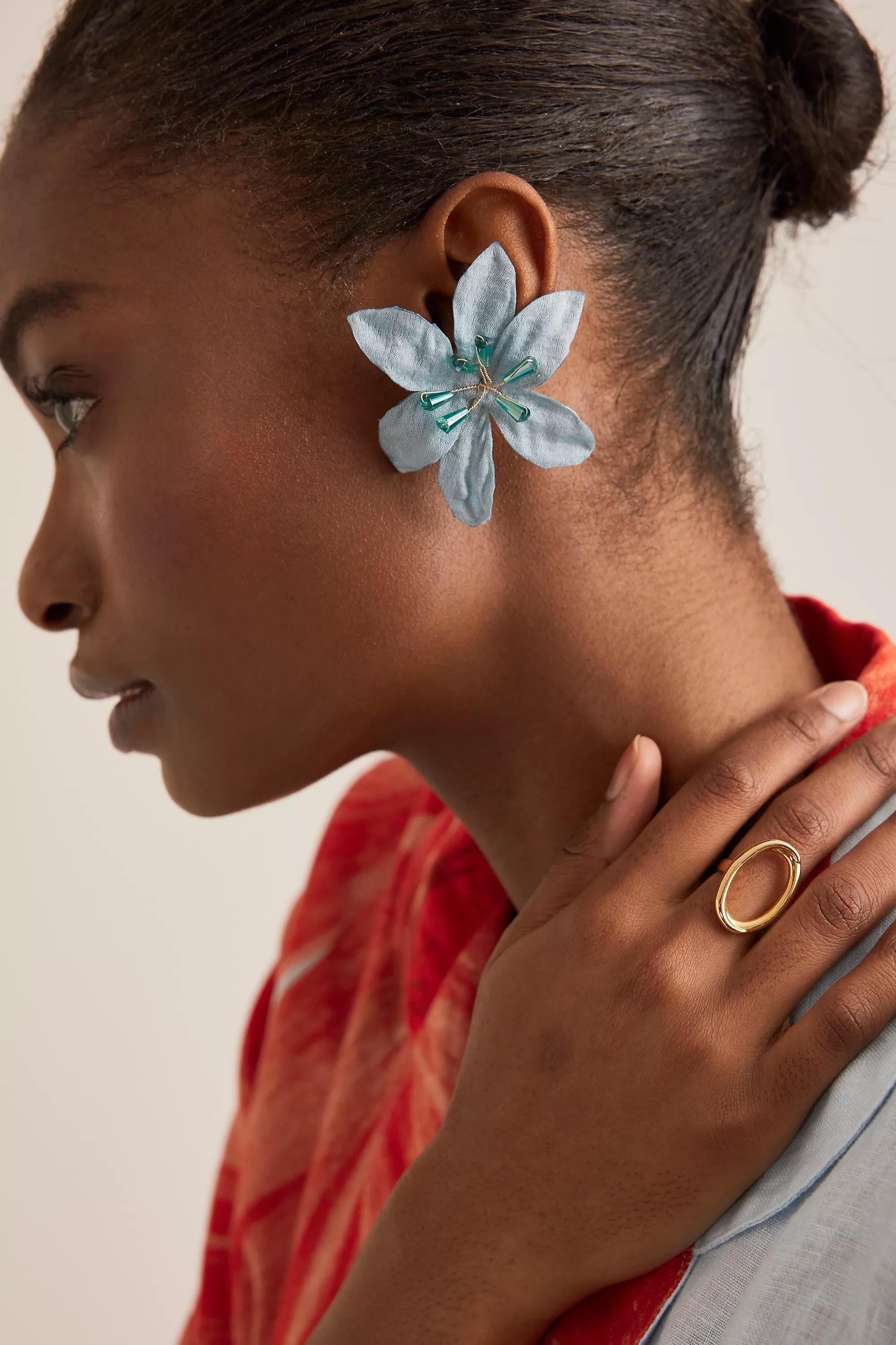 Oversized Flower Post Earrings, Blue, A501_0040, large image number 0
