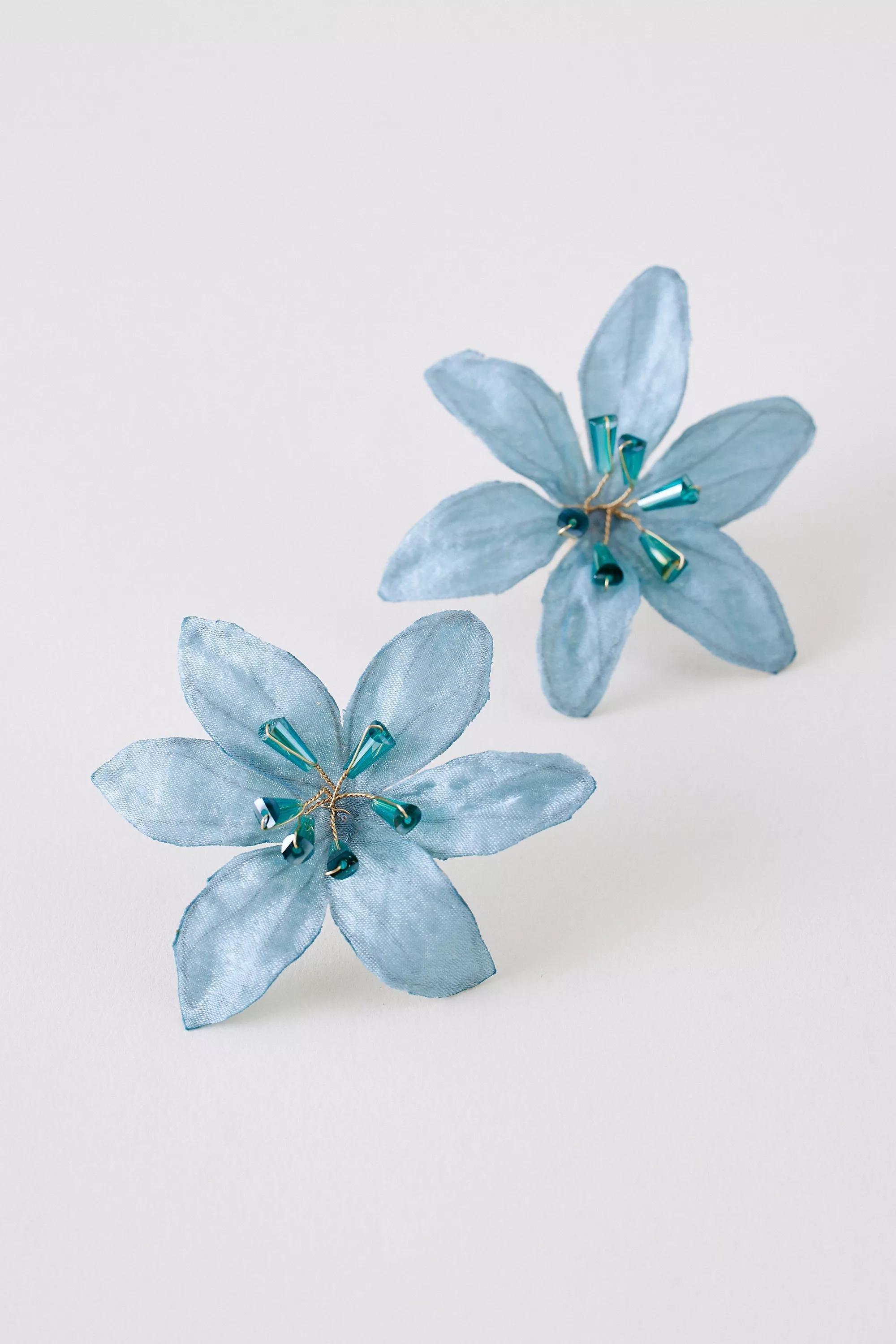 Oversized Flower Post Earrings, Blue, A501_0040, large image number 1