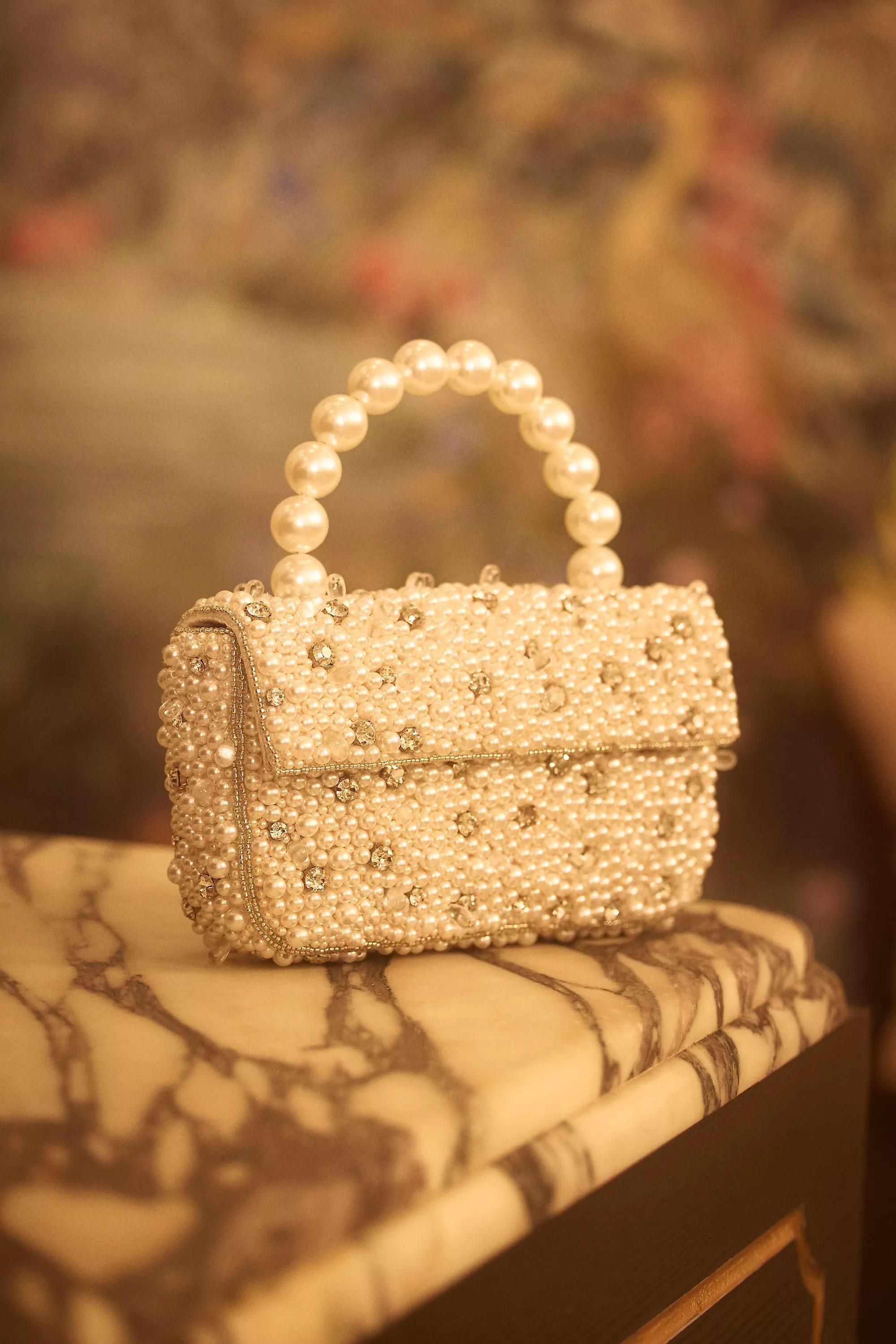 IVORY The Fiona Beaded Bag: Pearl-Strap Embellished Edition, A501_0011, large image number 4