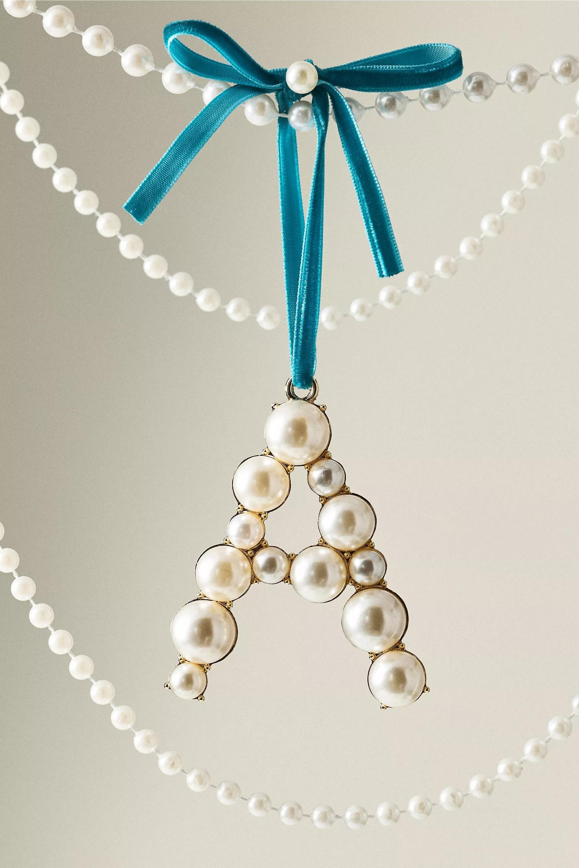 A Pearl Monogram Ornament, A501_0901, large image number 1