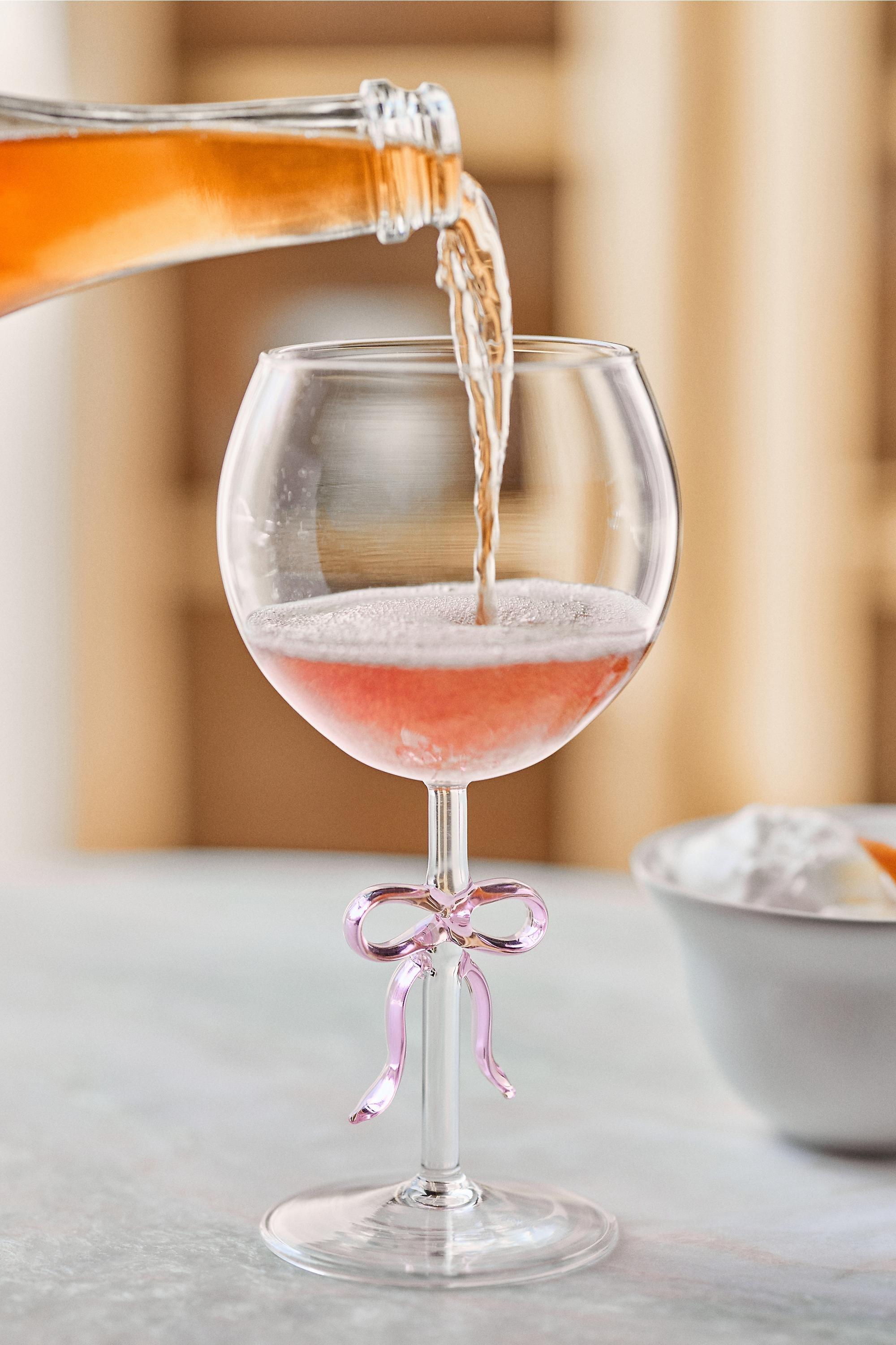 Benedita Wine Glass, Pink, A501_0066, medium