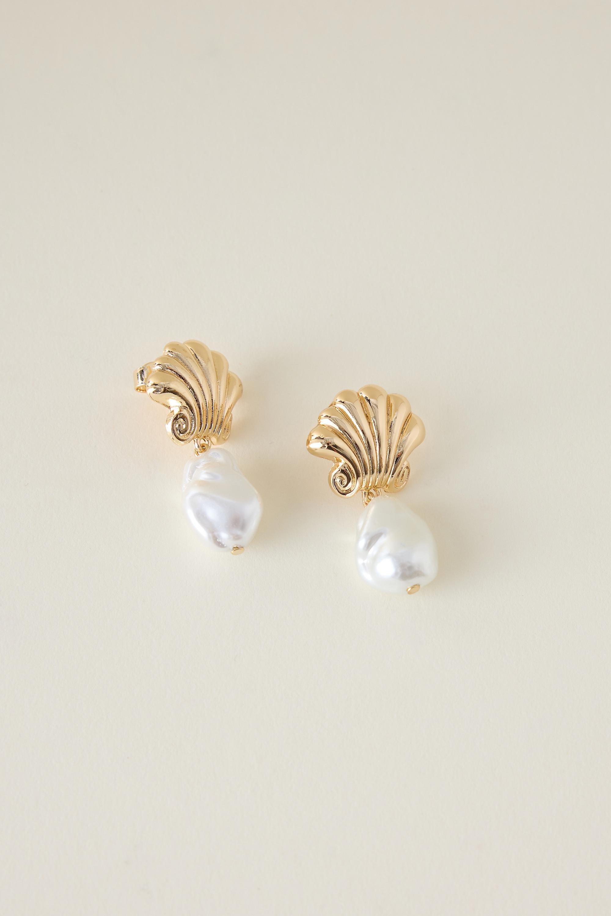 Shell Pearl Drop Earrings Gold, A501_0070, large image number 0