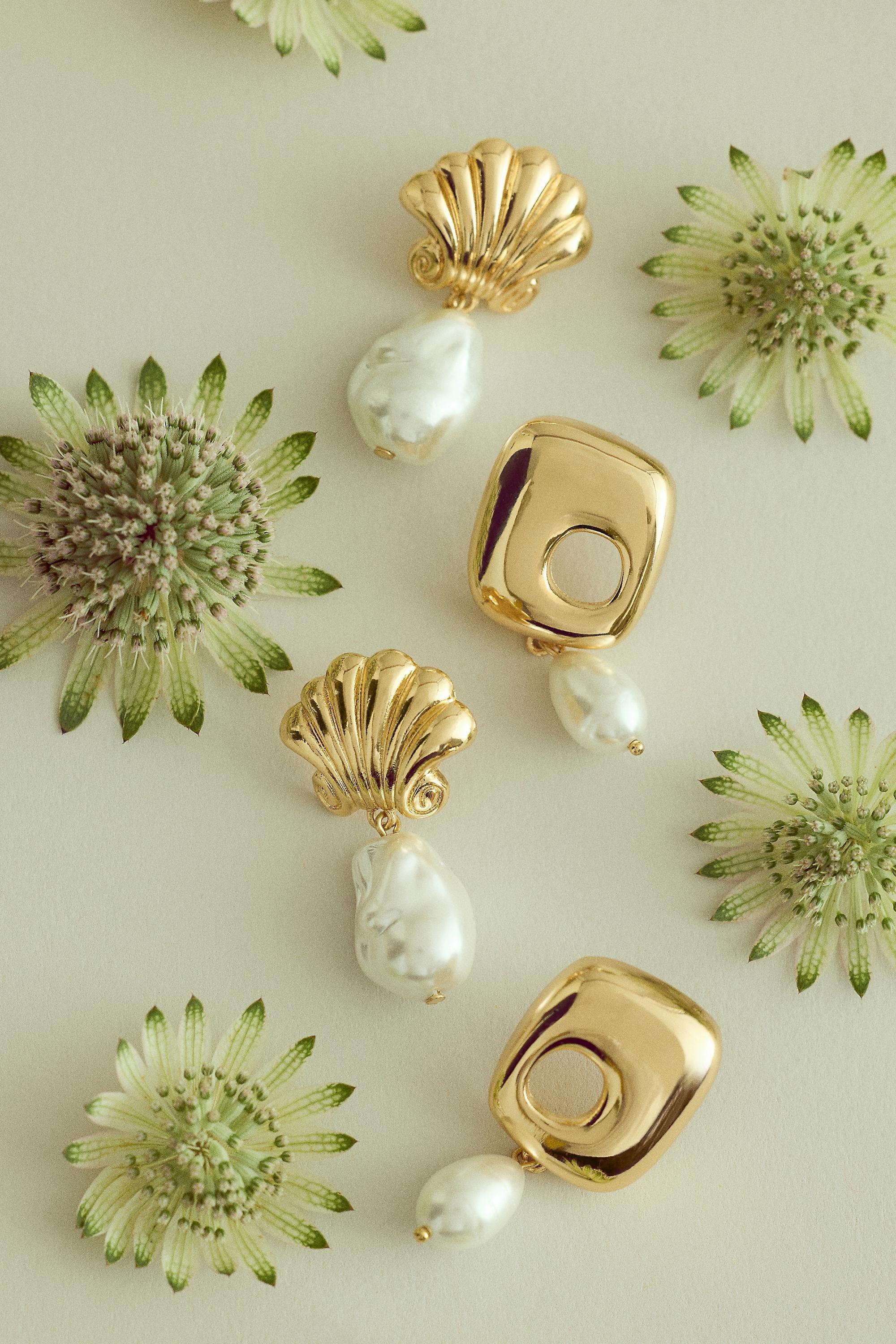 Shell Pearl Drop Earrings Gold, A501_0070, large image number 2