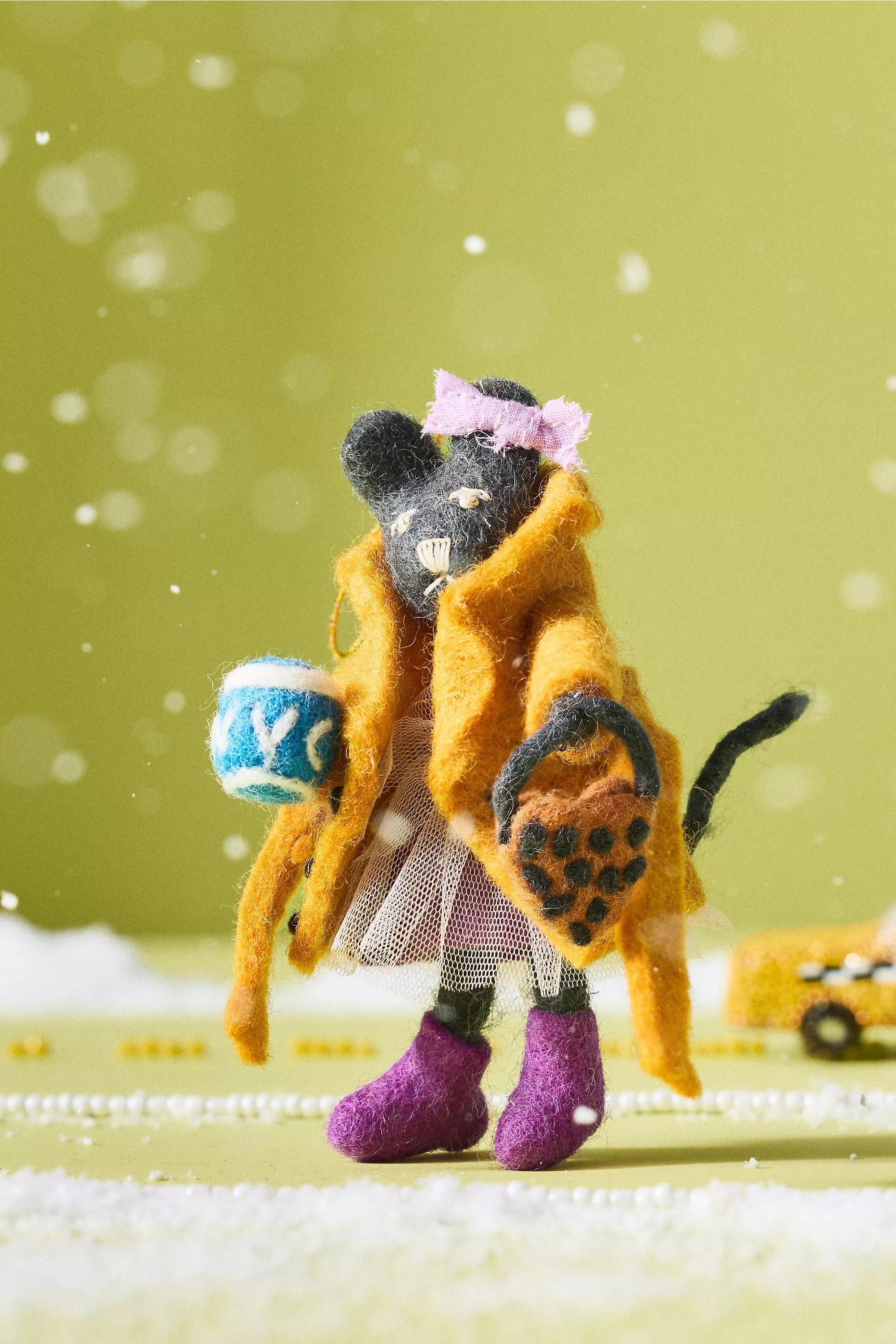 Travel Animal Felt Ornament, Nyc, A501_0026, large image number 1