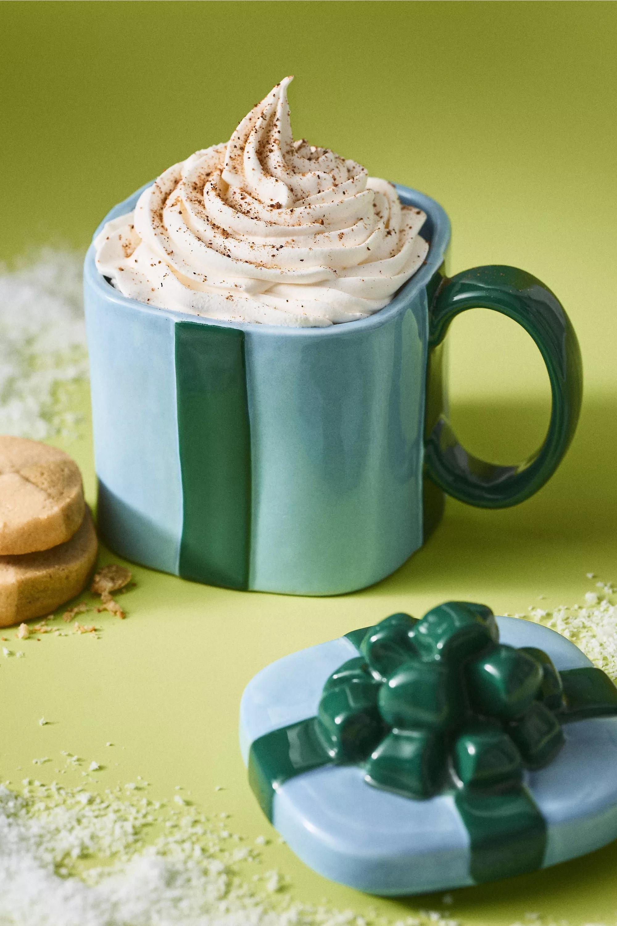 HOLLY Present Lidded Stoneware Mug, Green, large image number 0