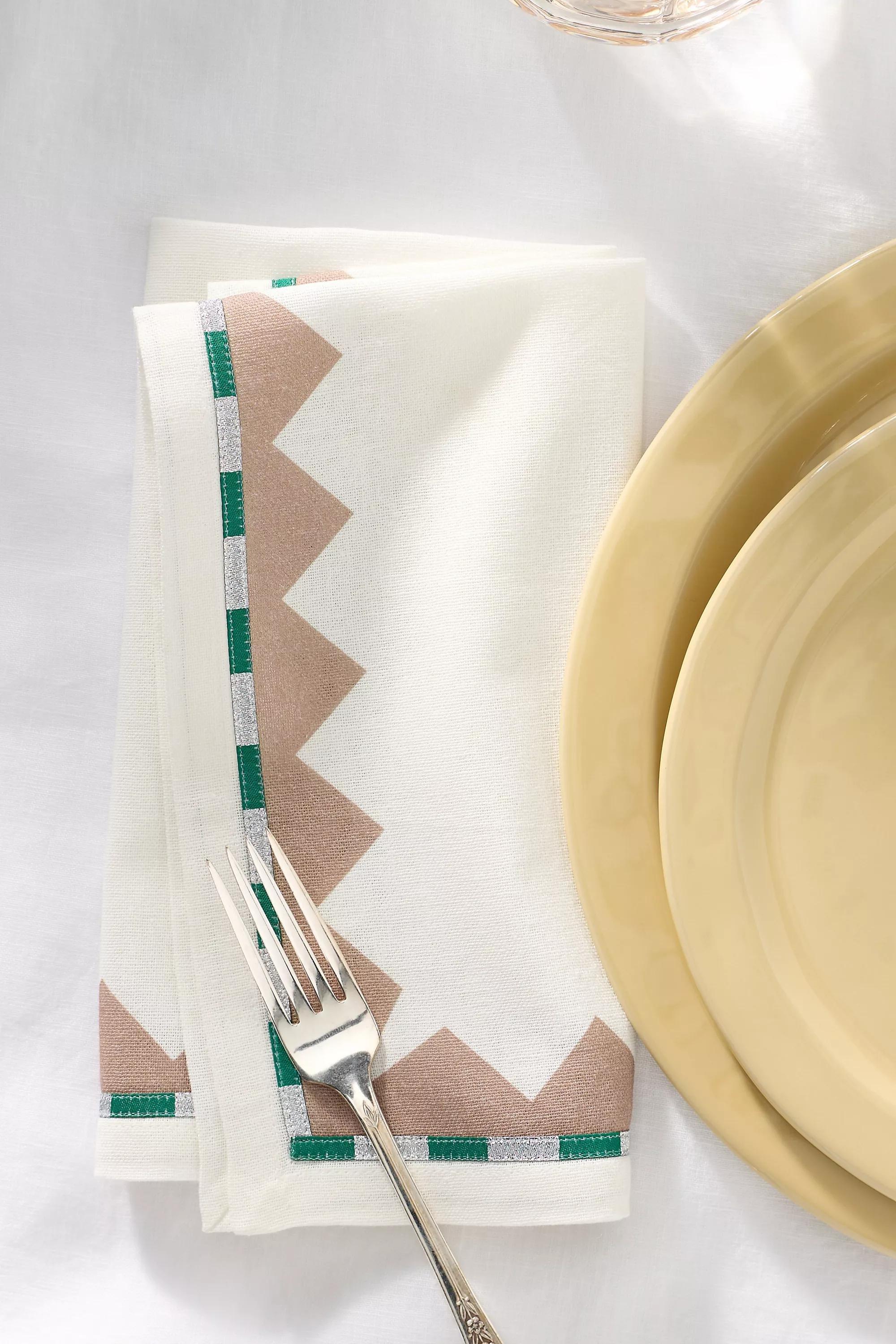 Amrita Assorted Napkins, Set Of 4, White, A501_0015, medium