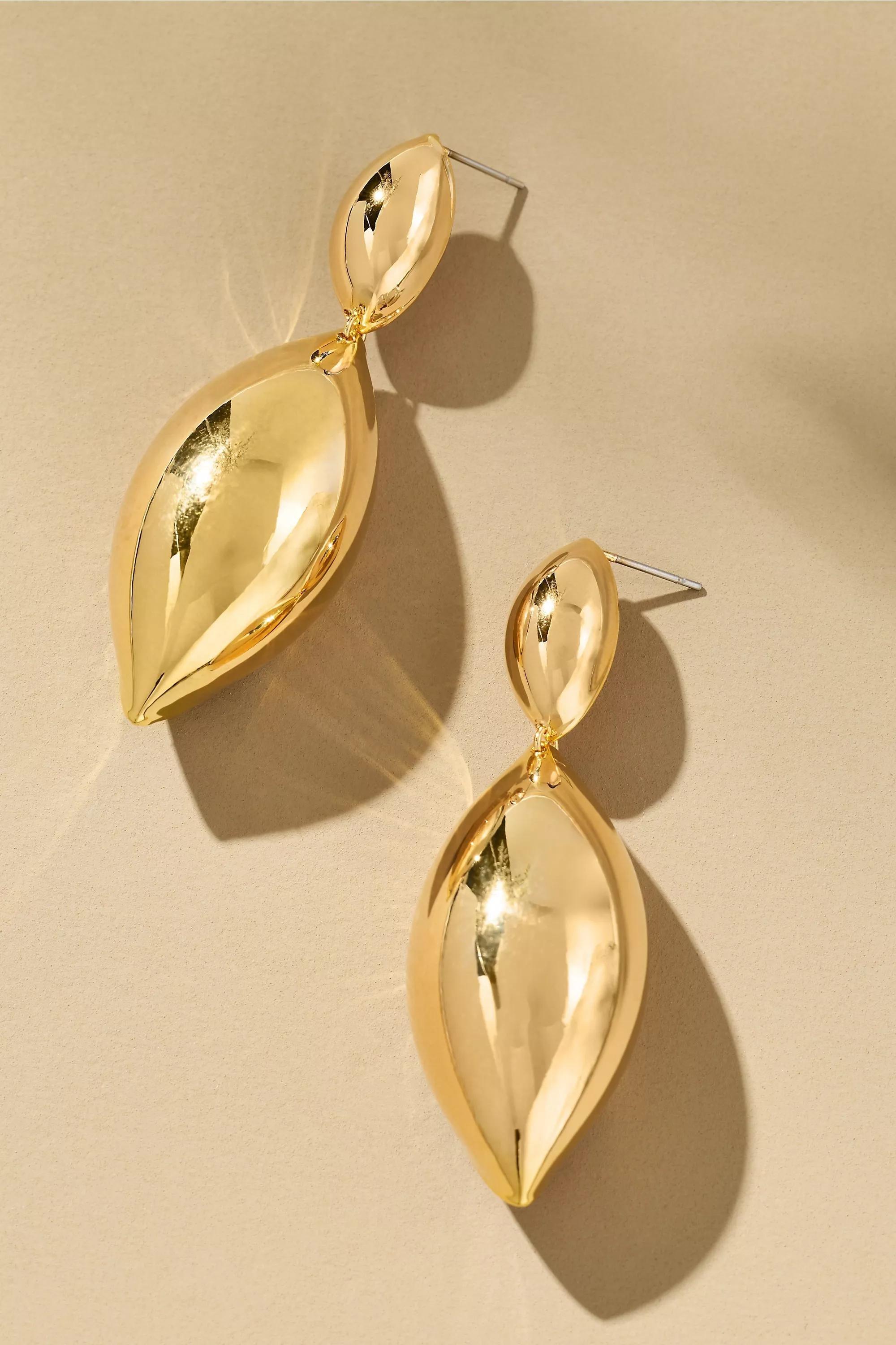 Twisted Teardrop Earrings, Gold, A501_0070, large image number 0