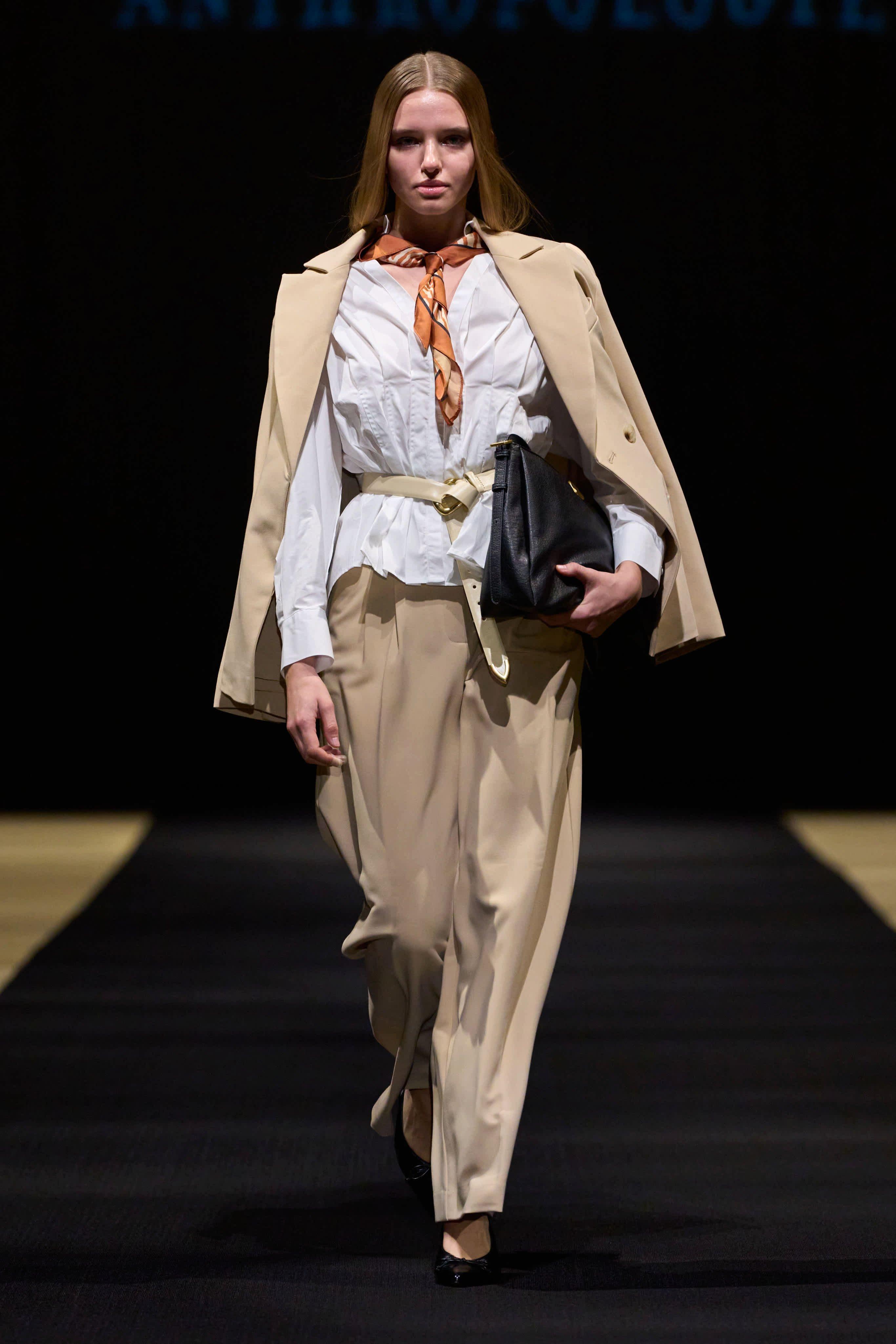 By Anthropologie Hourglass Woven Single-Breasted Blazer, Beige, A501_0016, large image number 3