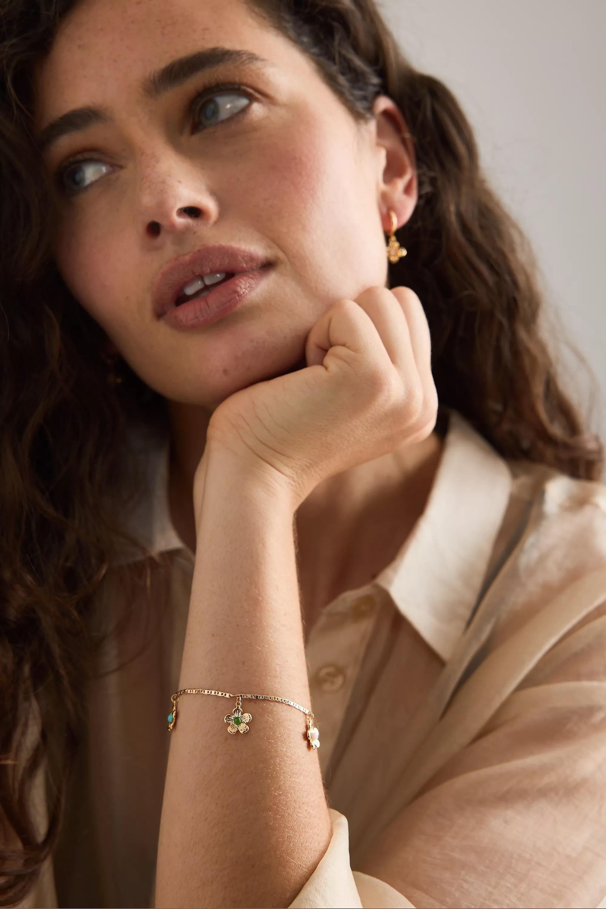 Gold-Plated Floral Daisy Charm Bracelet, Multicolour, A501_0000, medium