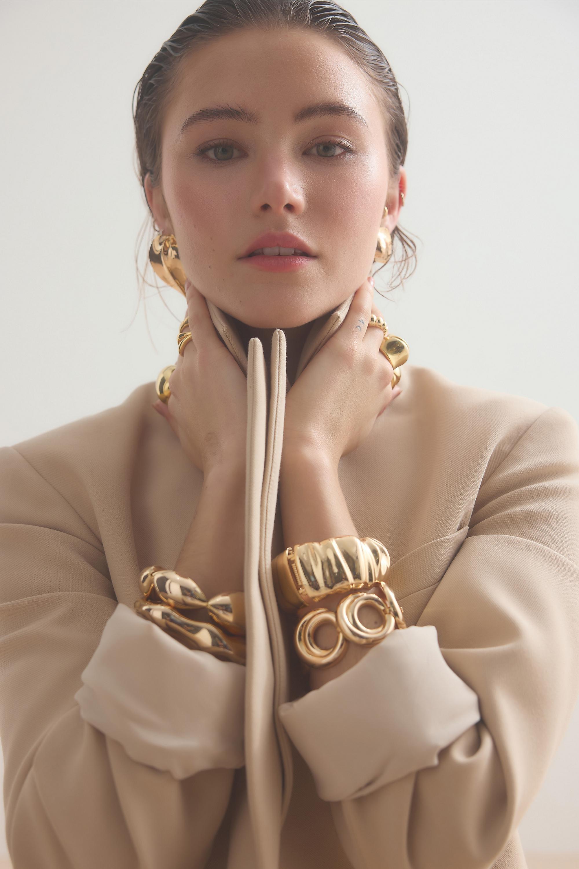 Scalloped Hinge Bangle Bracelet, Gold, A501_0070, medium