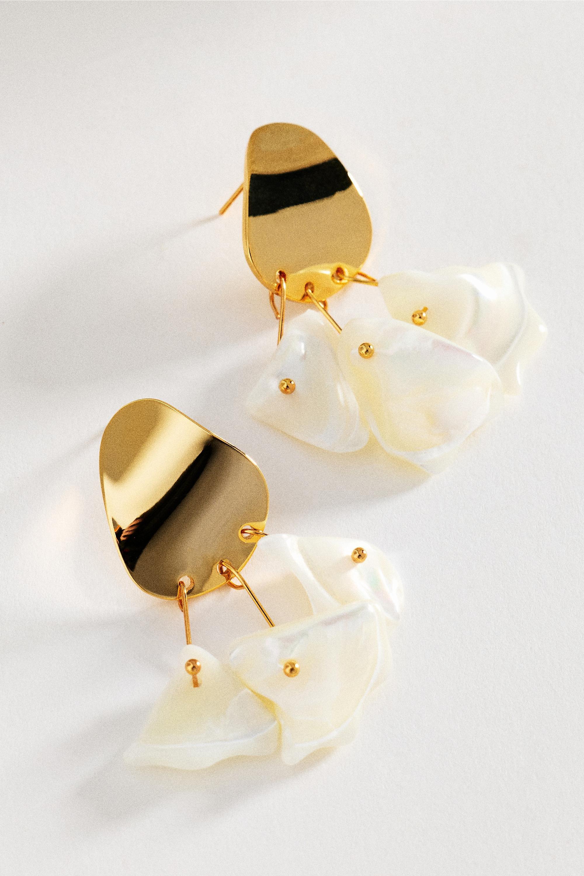 Mother Of Pearl Fringe Earrings, Gold, A501_0070, large image number 0