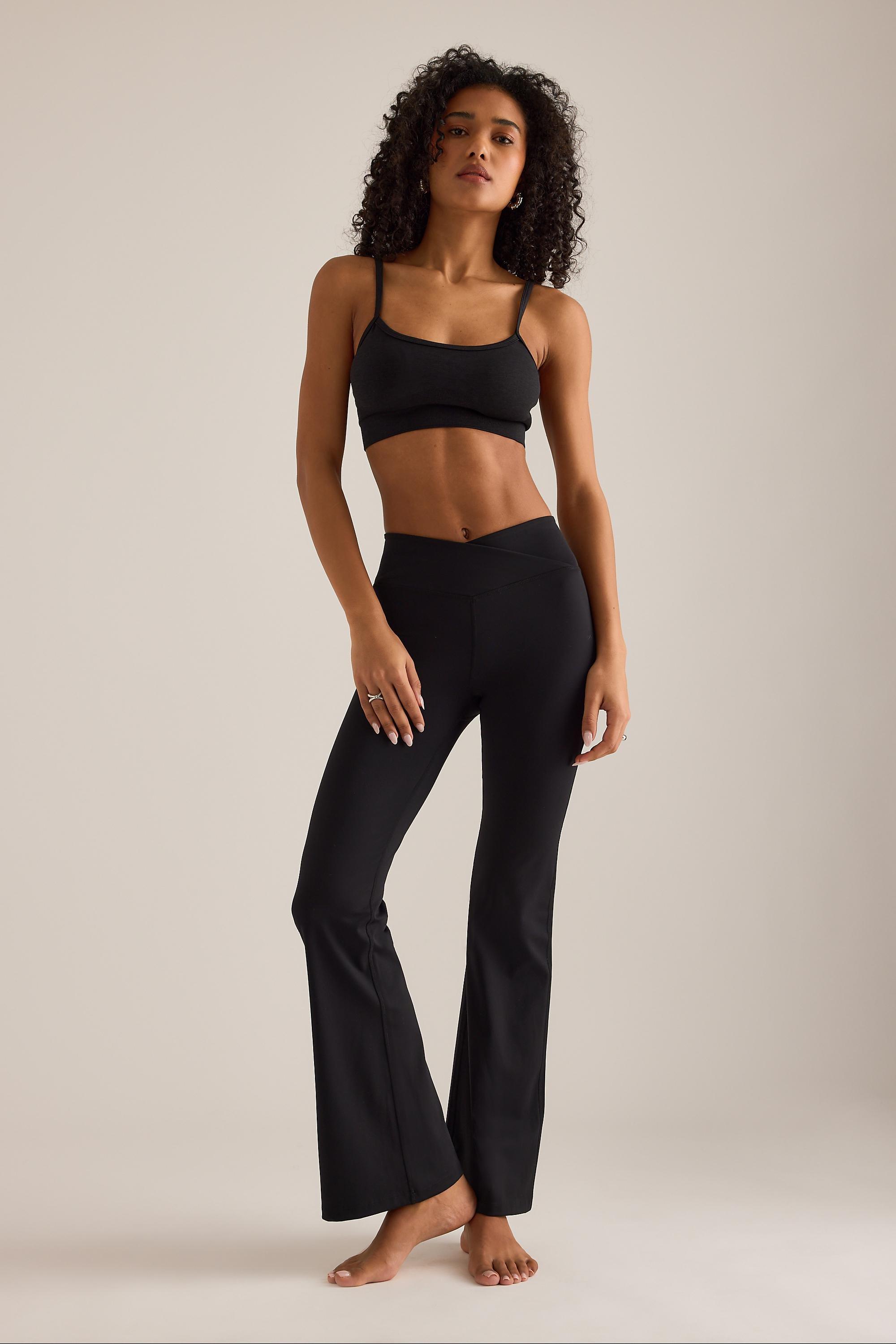 Tala Sculpt Seamless Bandeau Sports Bra, Black, A501_0001, large image number 0