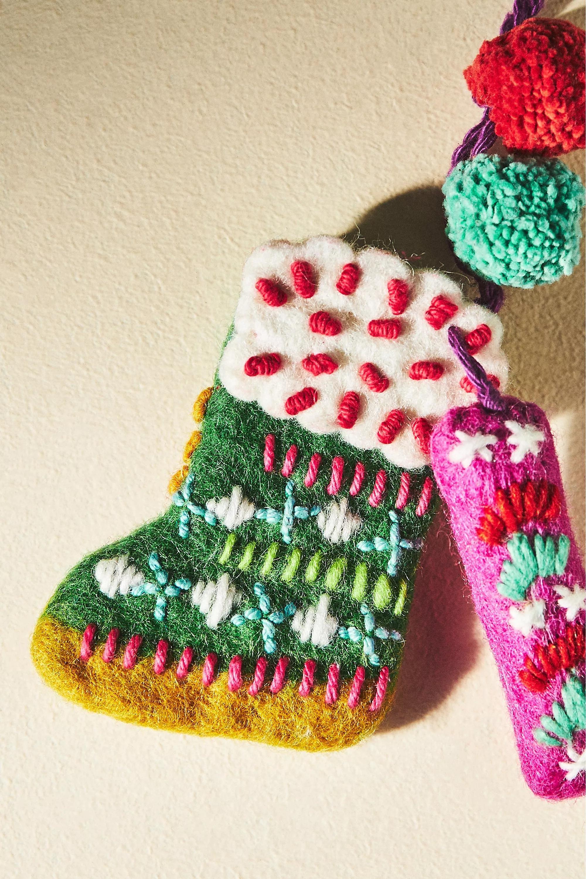 Ski Apres Felt Monogram Ornament, L, , large image number 2