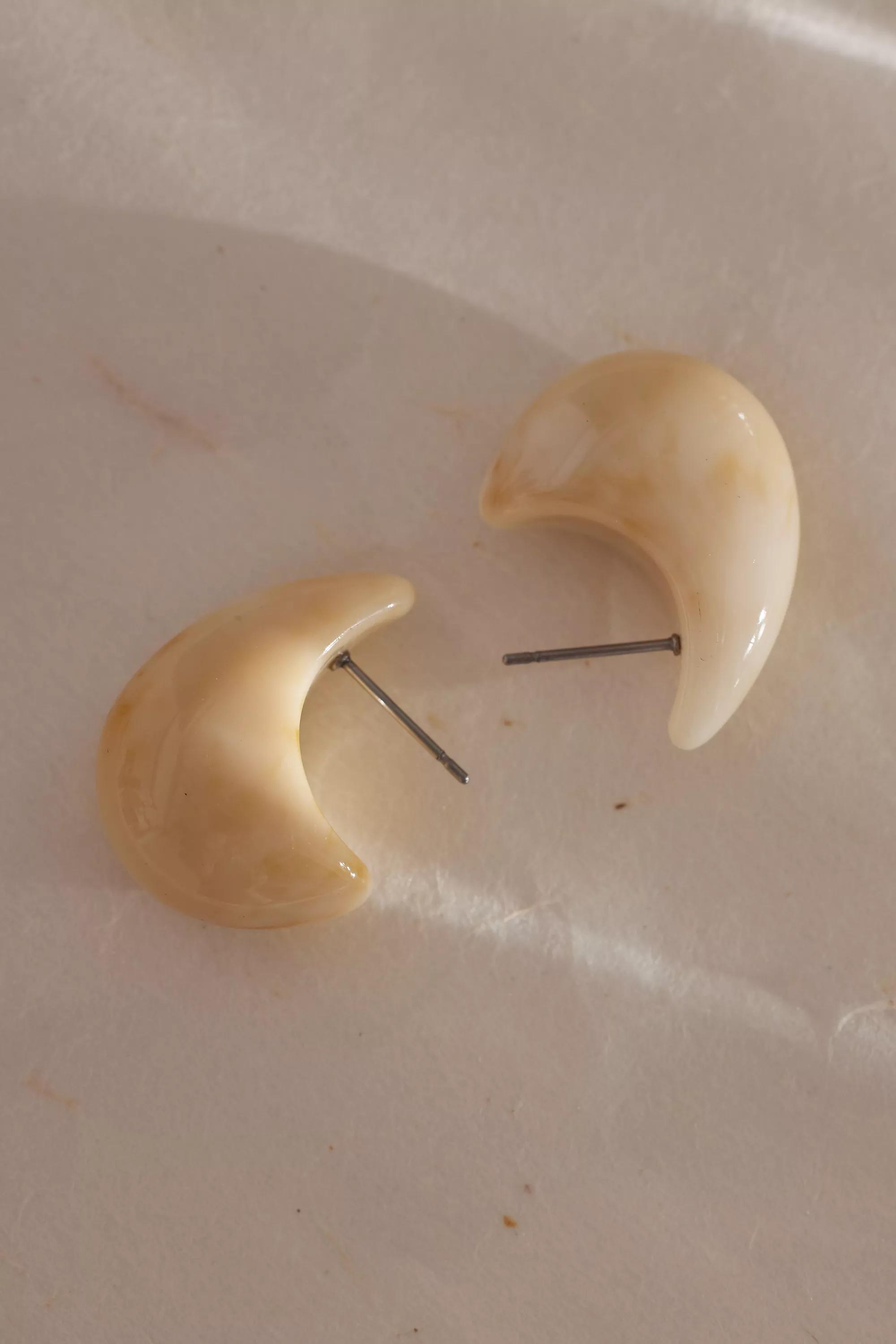The Petra Resin Mini Drop Earrings, Cream, A501_0012, large image number 2