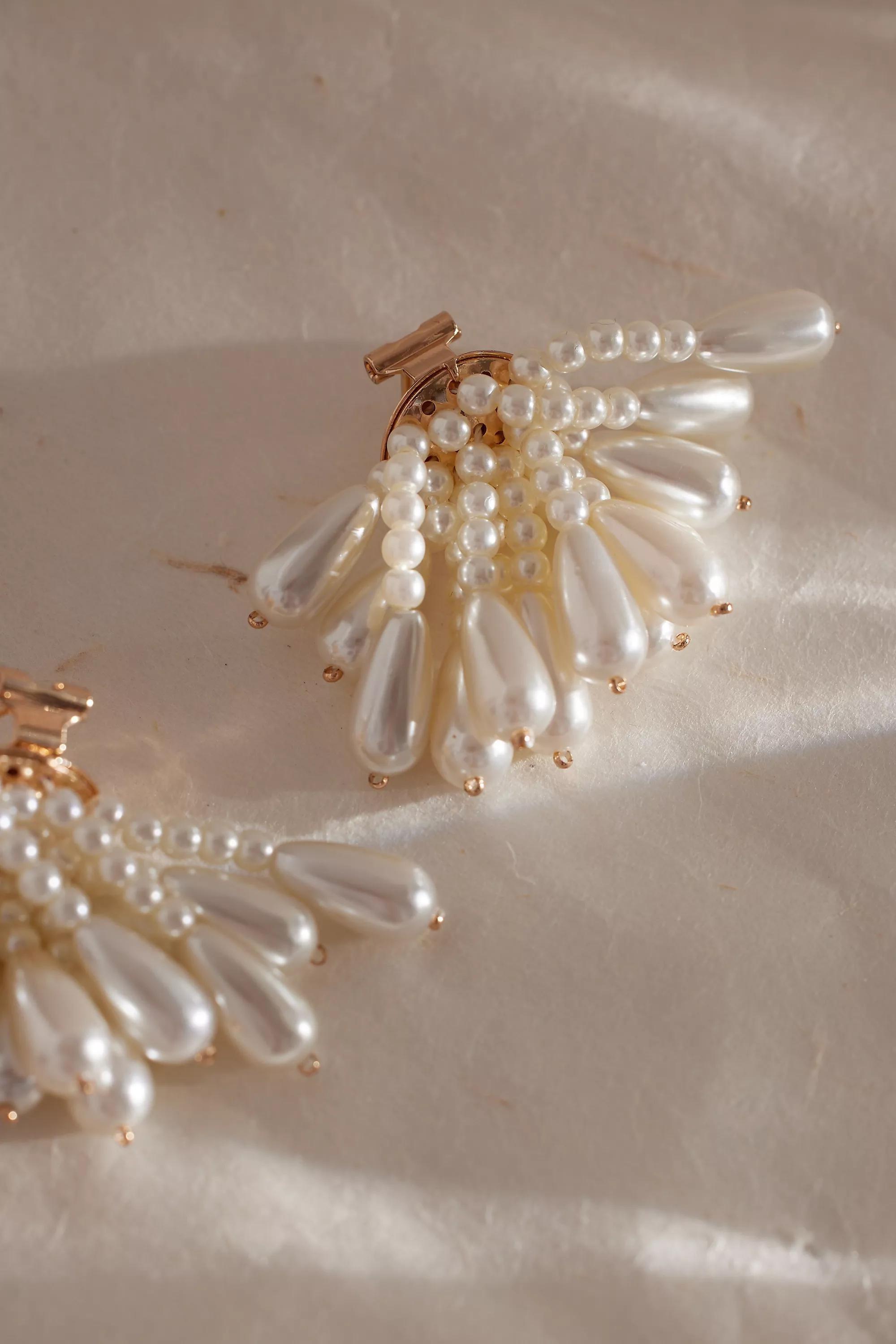 Drippy Pom Pom Earrings, Pearl, , large image number 1