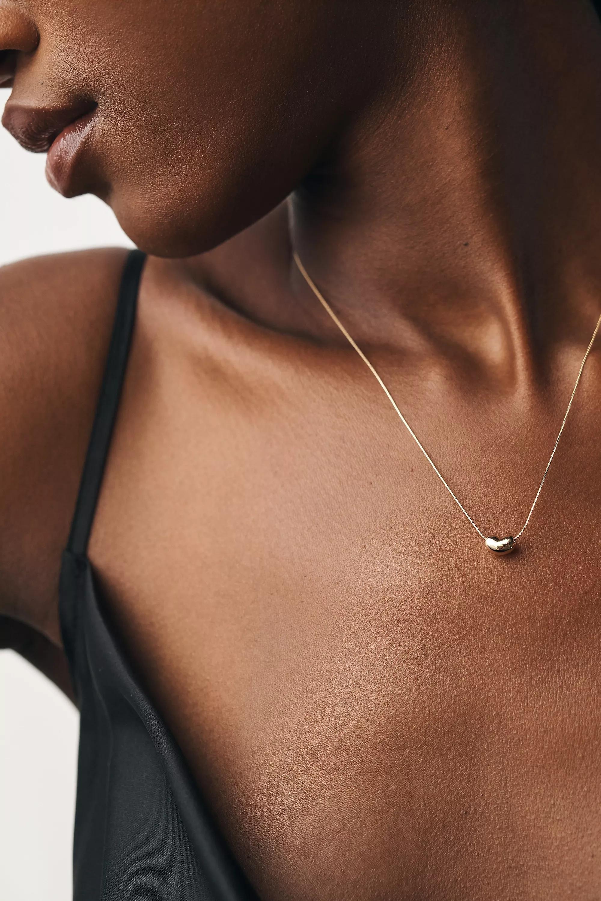 Tiny Bean Pendant Necklace, Gold, A501_0070, large image number 1