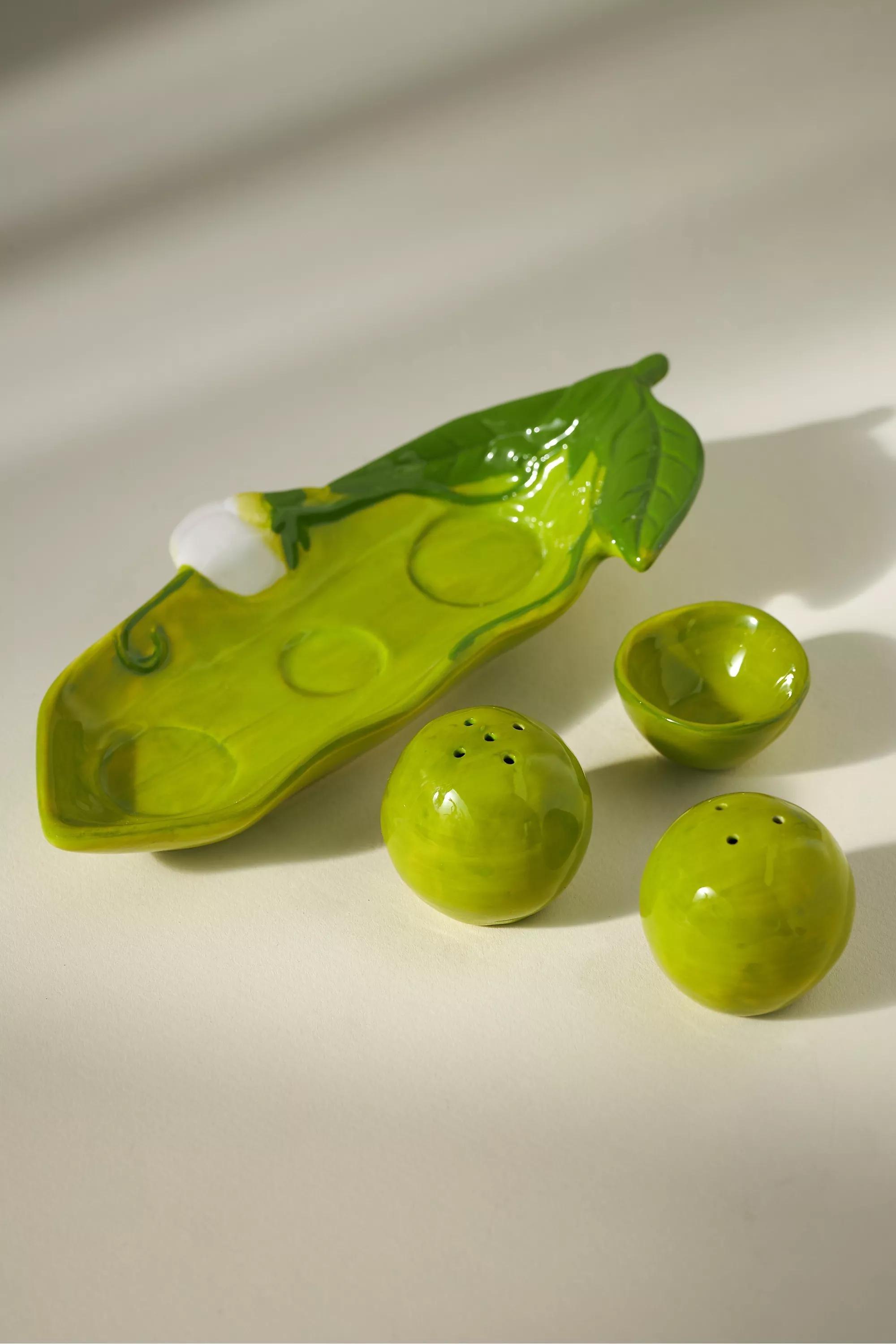 Anthropologie - Farmstand Pea Pod Salt And Pepper Shakers, Green