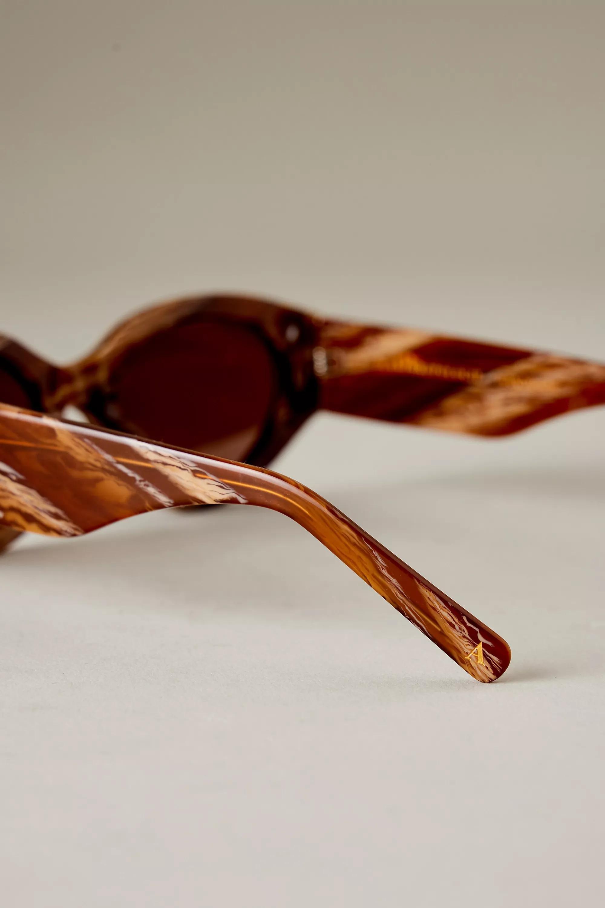 The Hallie Oval Polarised Sunglasses, Brown, A501_0020, large image number 4