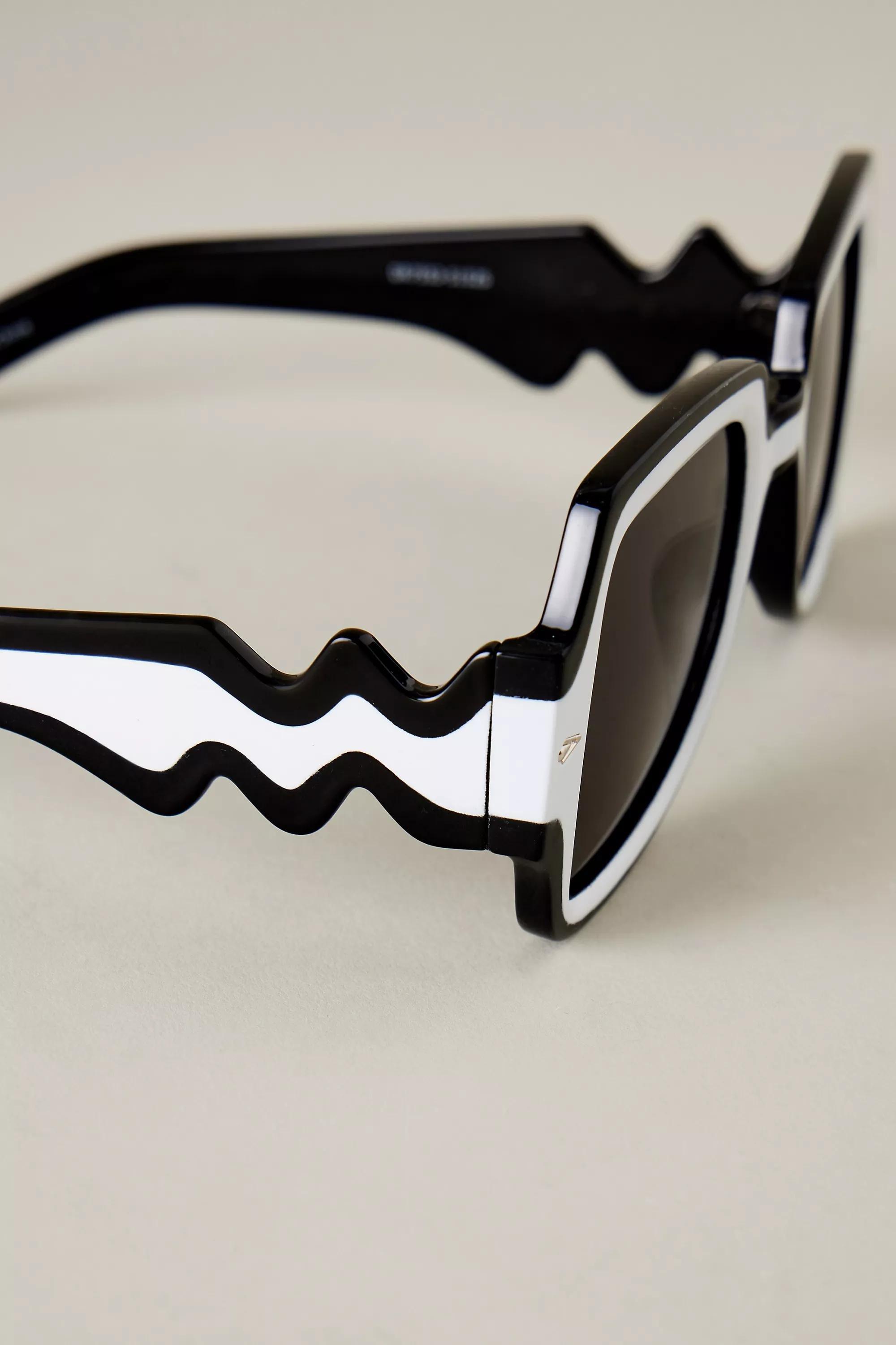Squiggle Arm Sunglasses, B&W, A501_0018, large image number 1